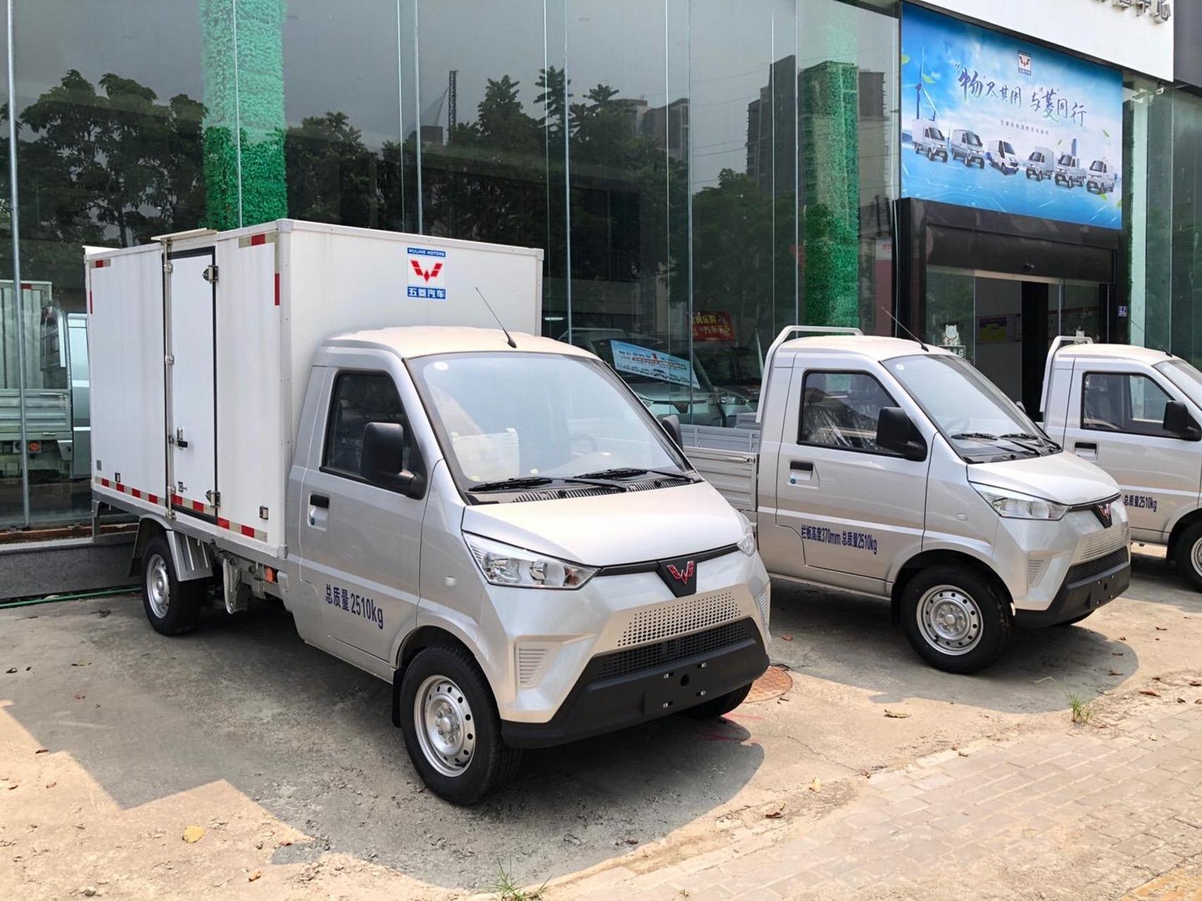 五菱纯电动货车.