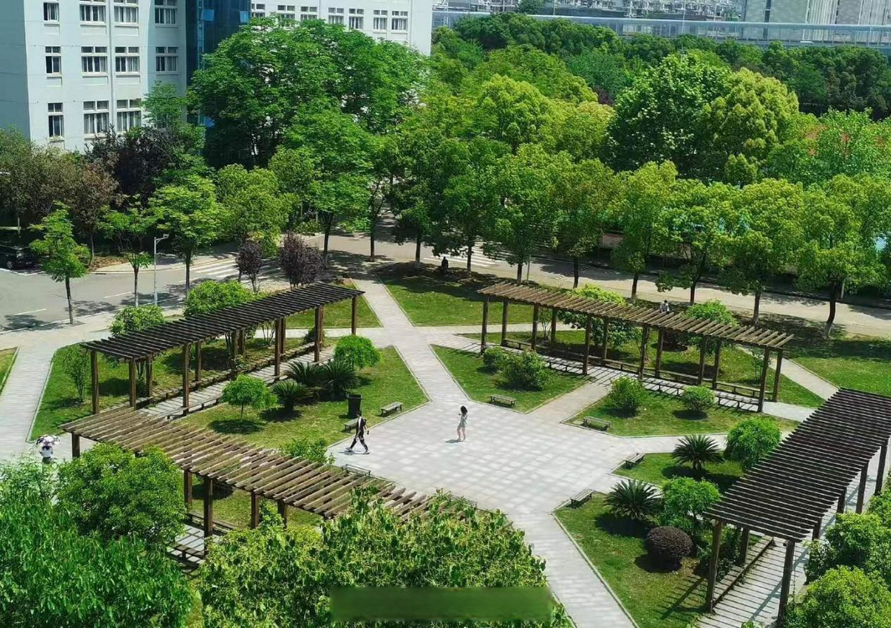 武汉传媒学院# #武传一角# 知之愈明,则行之愈笃.