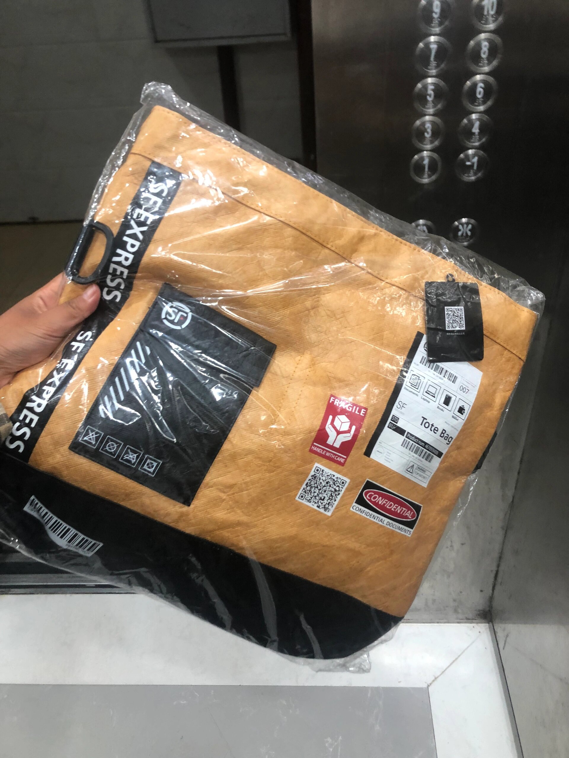顺丰杜邦纸袋,感恩我的快递小哥