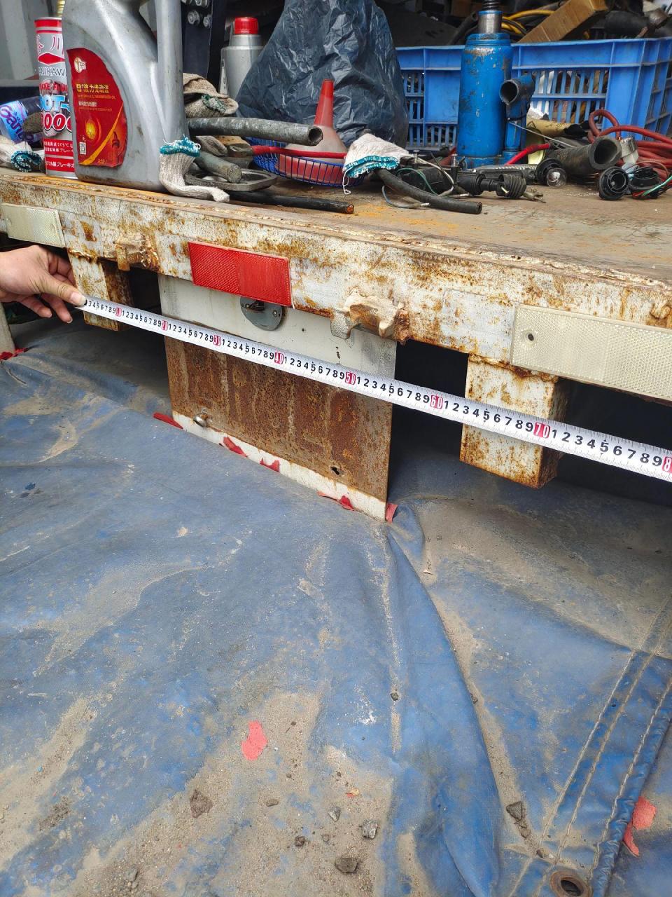 4米2车厢,内长4米15,外宽2米37,内宽2米32,外高2米15,内高2米12,副梁