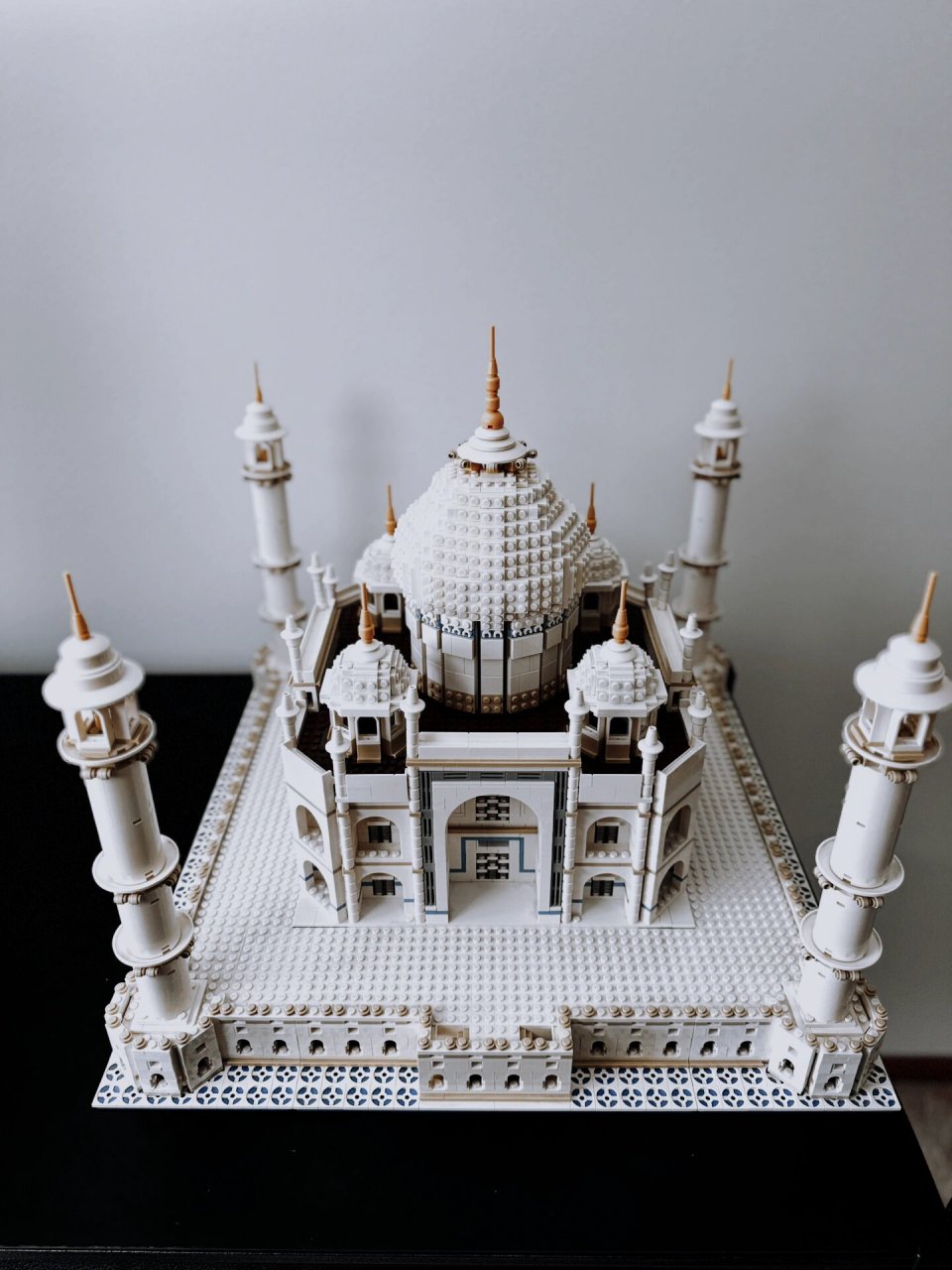 乐高建筑史4:泰姬陵 lego 10256泰姬陵套装通过一系列精心设计的组件