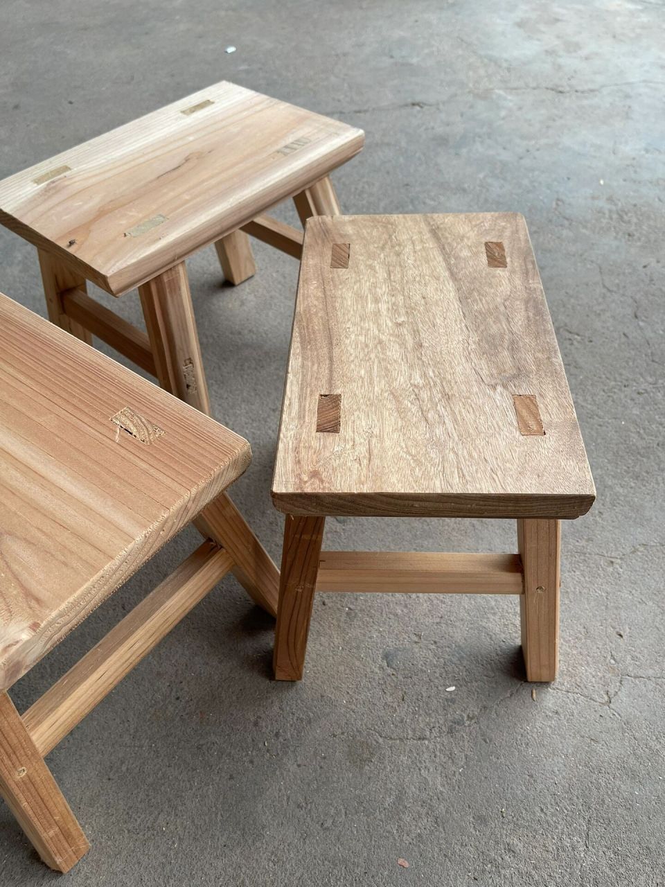 传统木工匠人制作的小矮凳 老爸闲时在家做的凳子 纯传统木工匠人手艺
