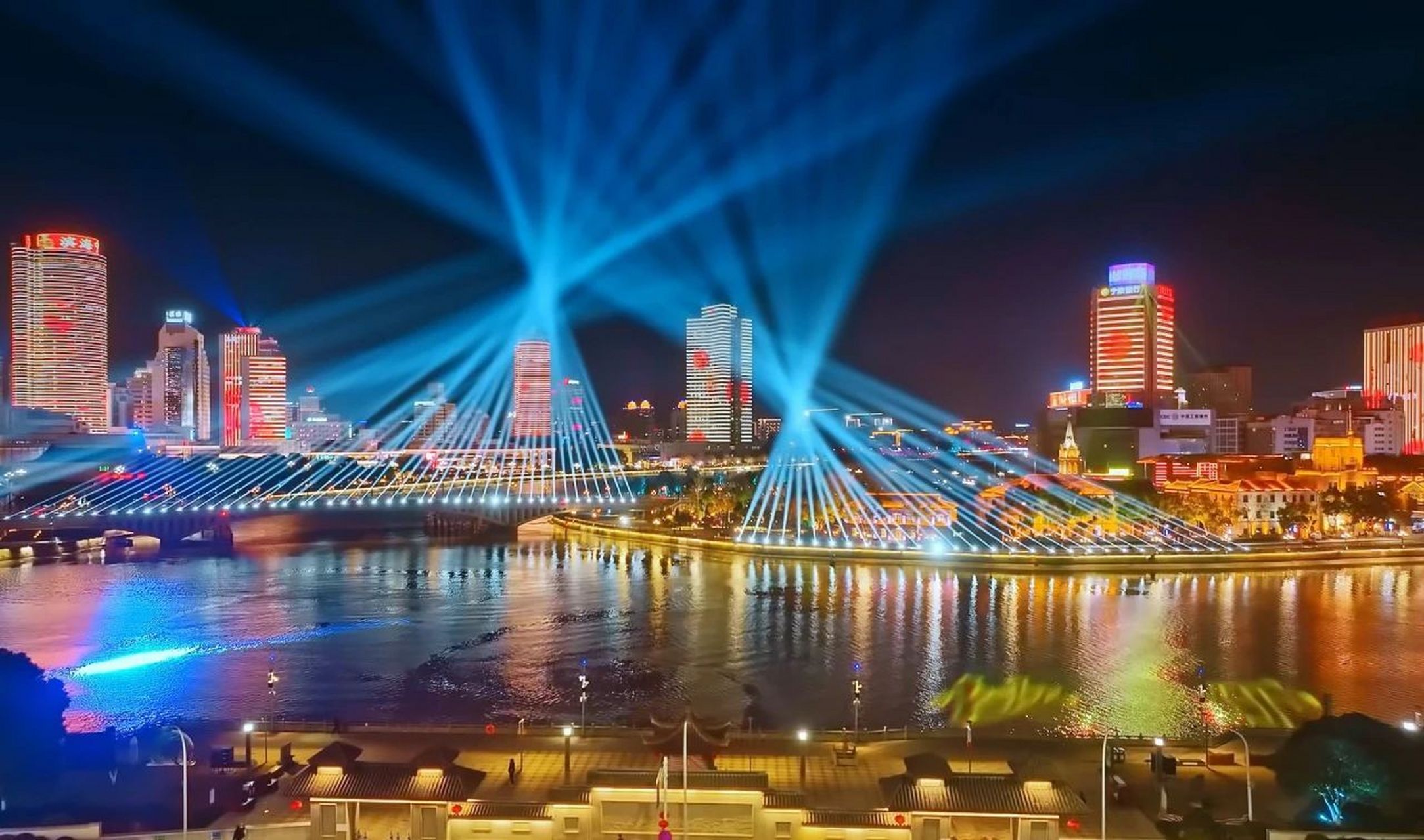 三江口光影秀上新##美丽宁波#小布从宁波市综合行政执法局获悉