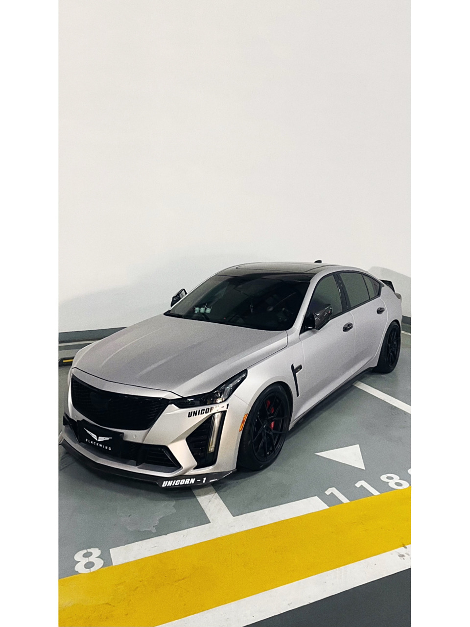 ct5壁纸来一波 这个颜色真是越看越喜欢!