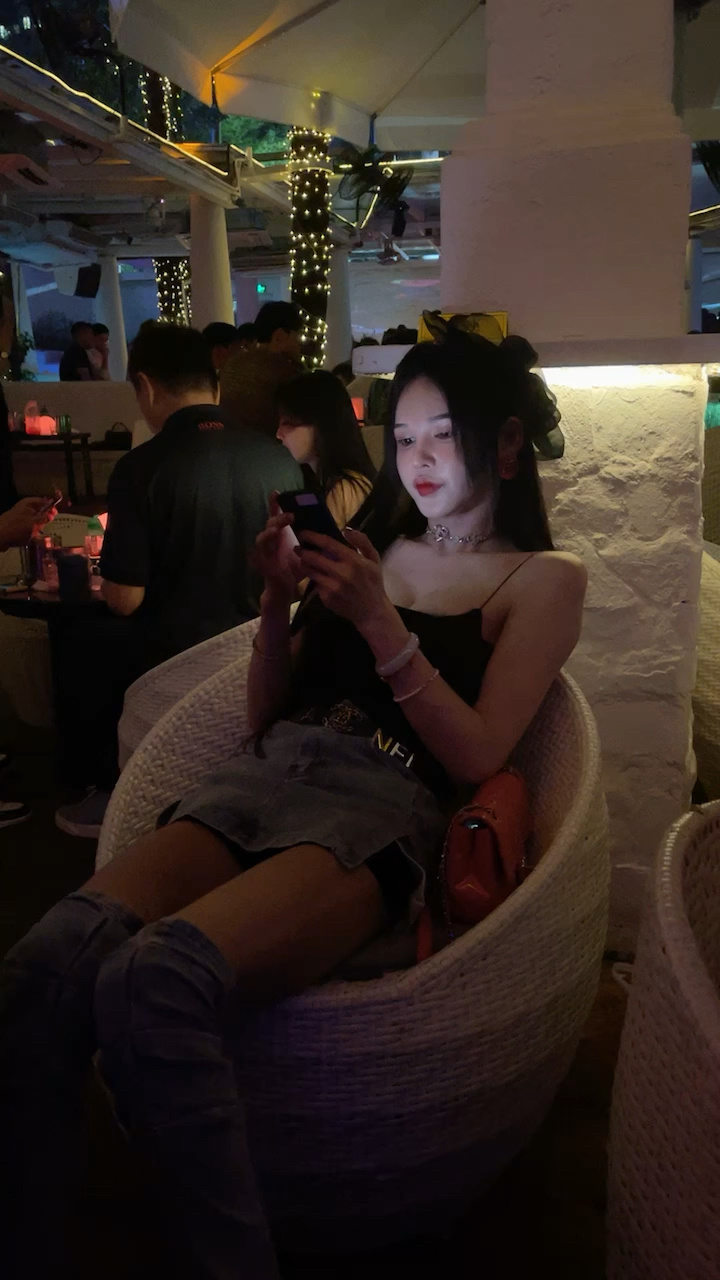 深圳酒吧坐坐,然后过几天回安徽了