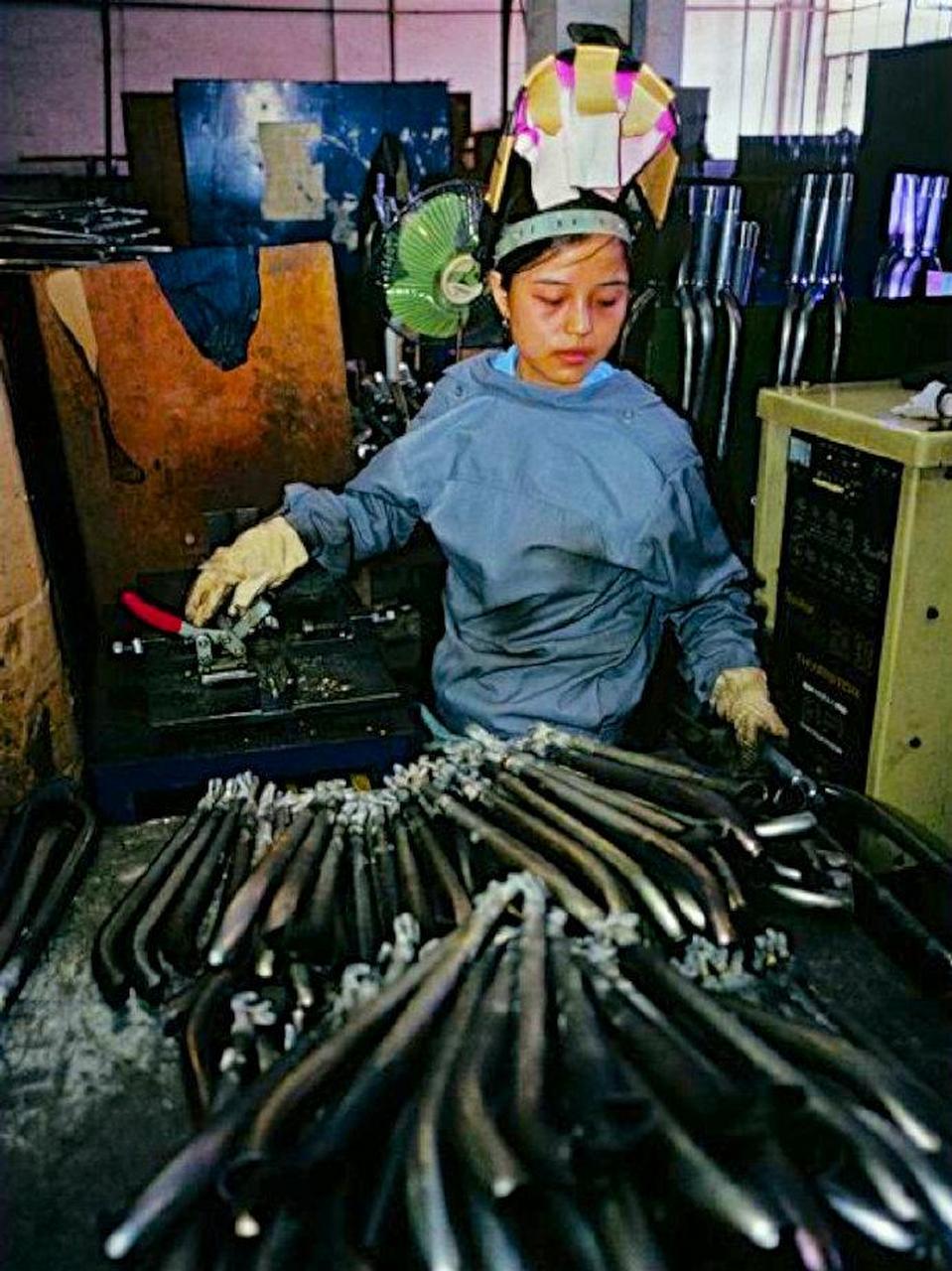 90年代初,深圳打工仔 90年代深圳打工者,那个为年代,深圳正是蓬勃发展