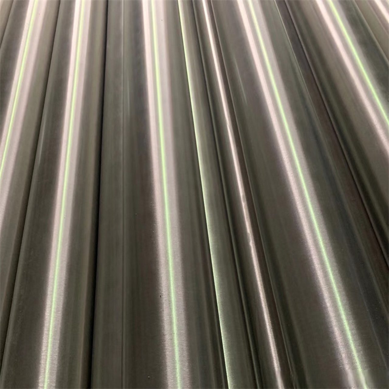 304不锈钢和316不锈钢的区别是什么  我们生活中很多用具都是不锈钢