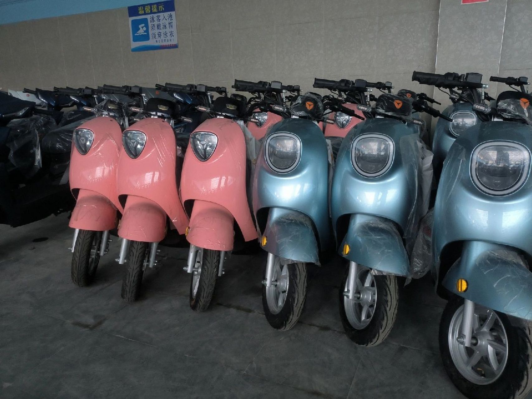 雅迪电动车批发零售1600元 批发雅迪电动车