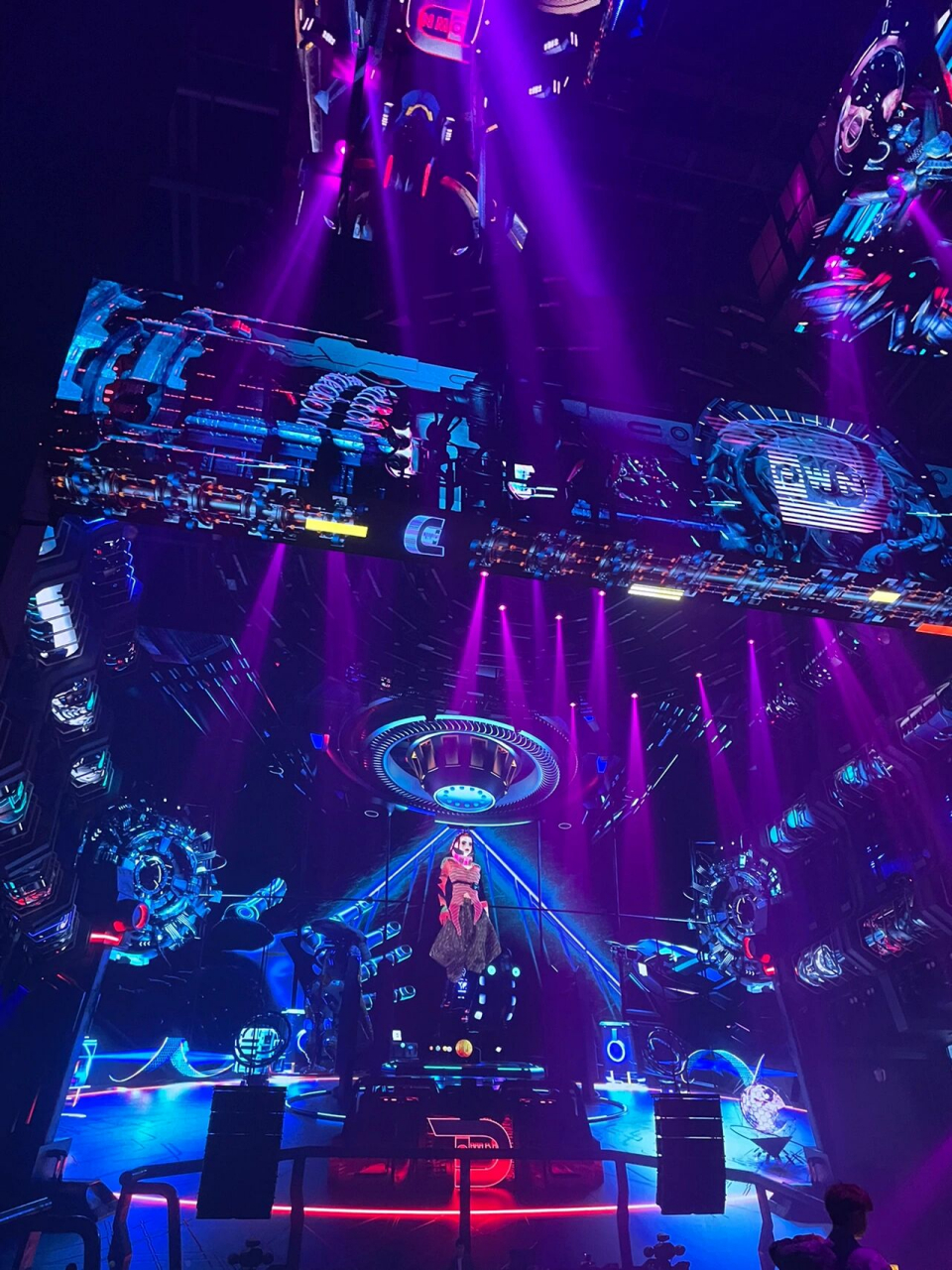 宁波夜店 宁波夜店dt酒吧00科技感 机械感04周末快和姐妹一起来