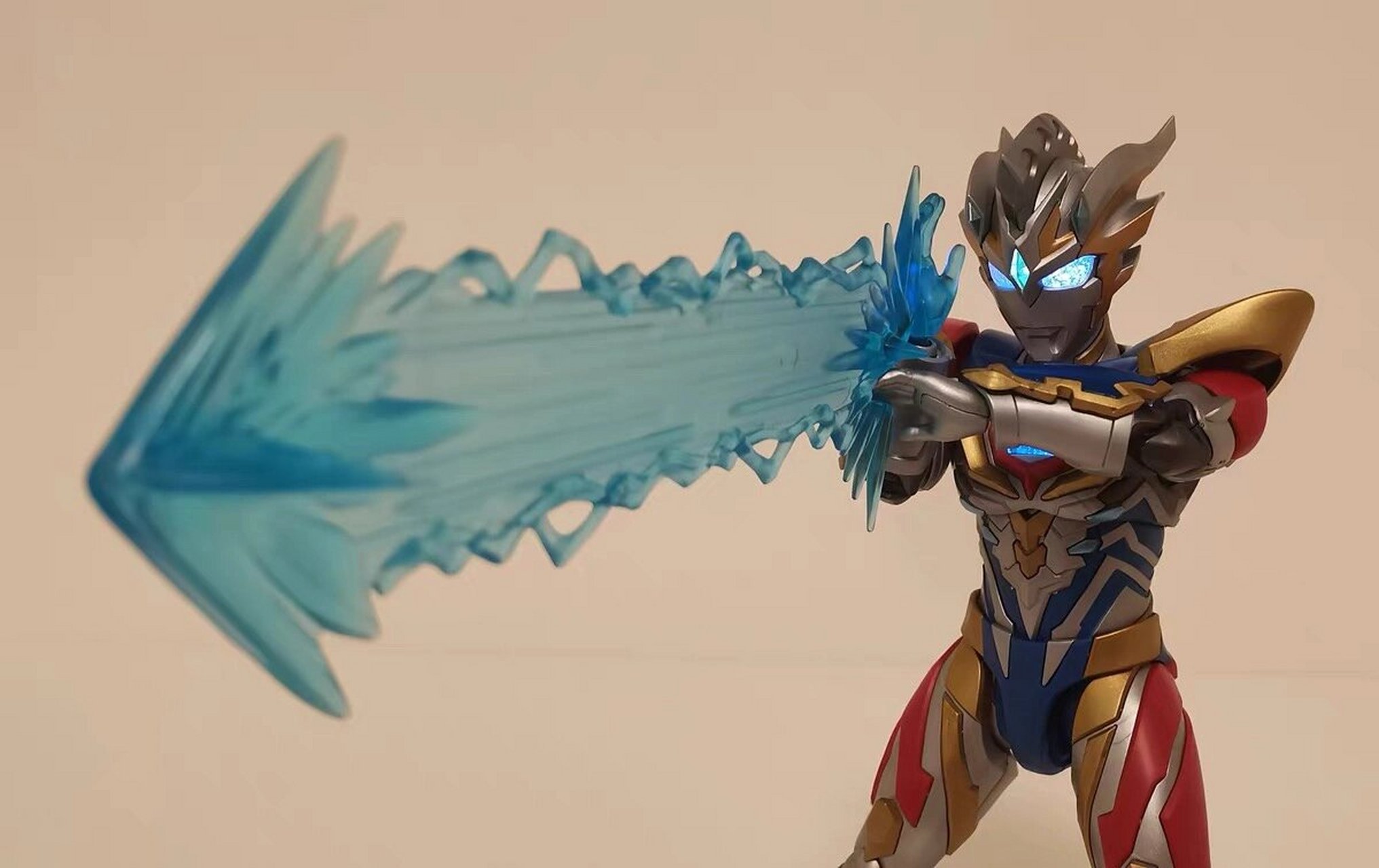 泽塔奥特曼德尔塔天爪超可动积木人 一直很想入手这款布鲁可积木人