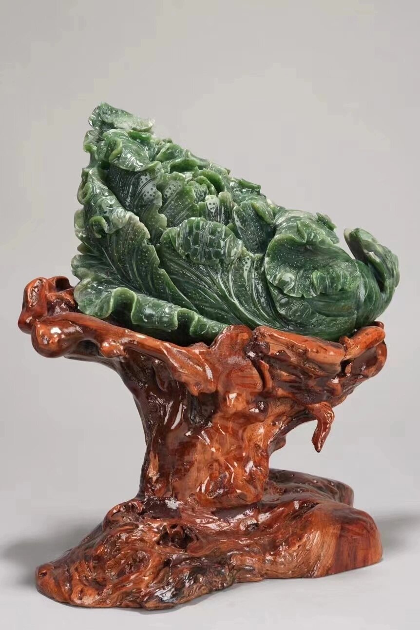 和田碧玉雕刻白菜"百财"摆件