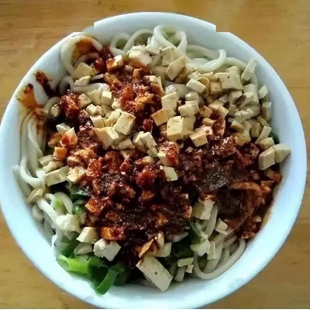 陇南的美是这样的# 江洛棒棒面是陇南徽县的一道特色面食,其独特之处