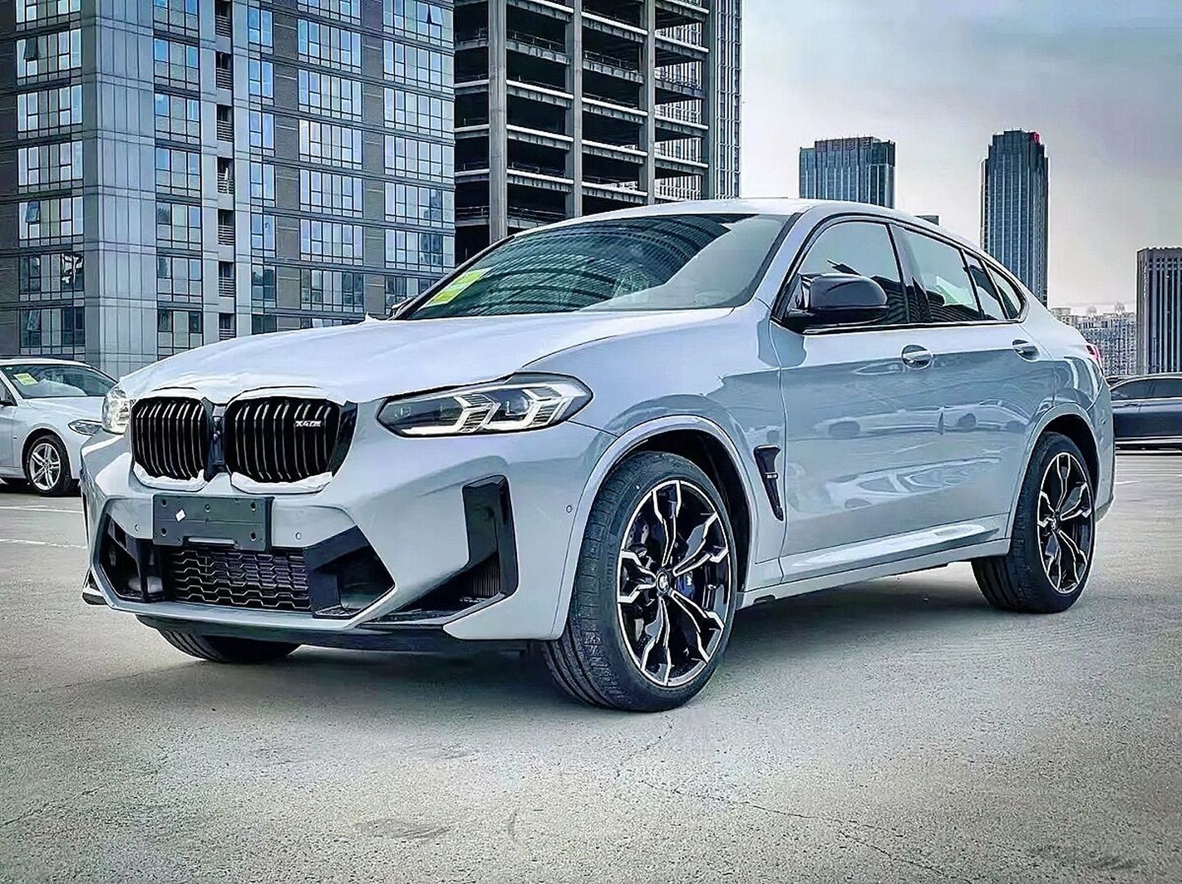 972022款 x4 m雷霆版 指导价:92.99 优惠:17.67 购置税:6.