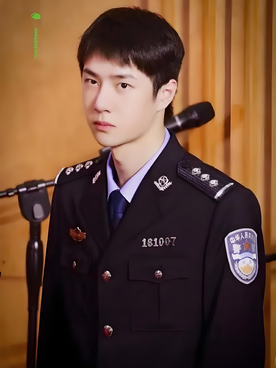 王一博去了中国人民警察大学#,期待路演,致敬蓝盔警察,维护世界和平.