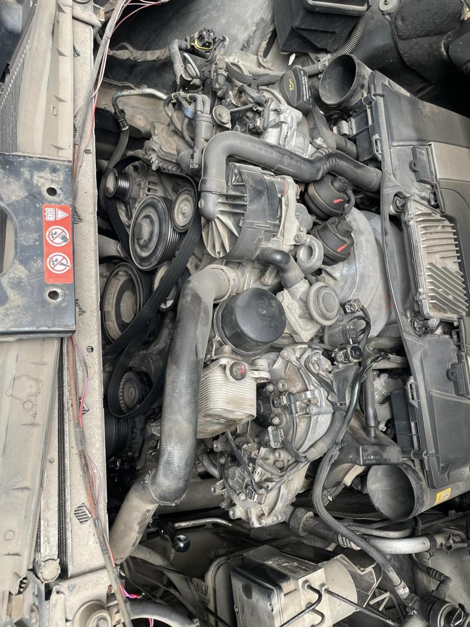 奔驰.助力泵异响 更换助力泵解决问题 感谢