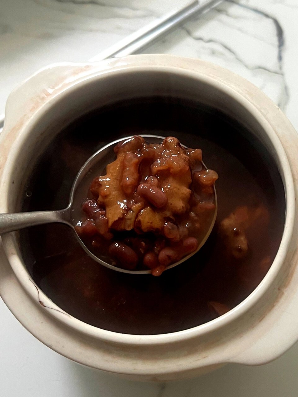 红豆核桃仁粥|风湿性关节炎的家常食谱 红豆核桃仁粥 材料:红豆30克