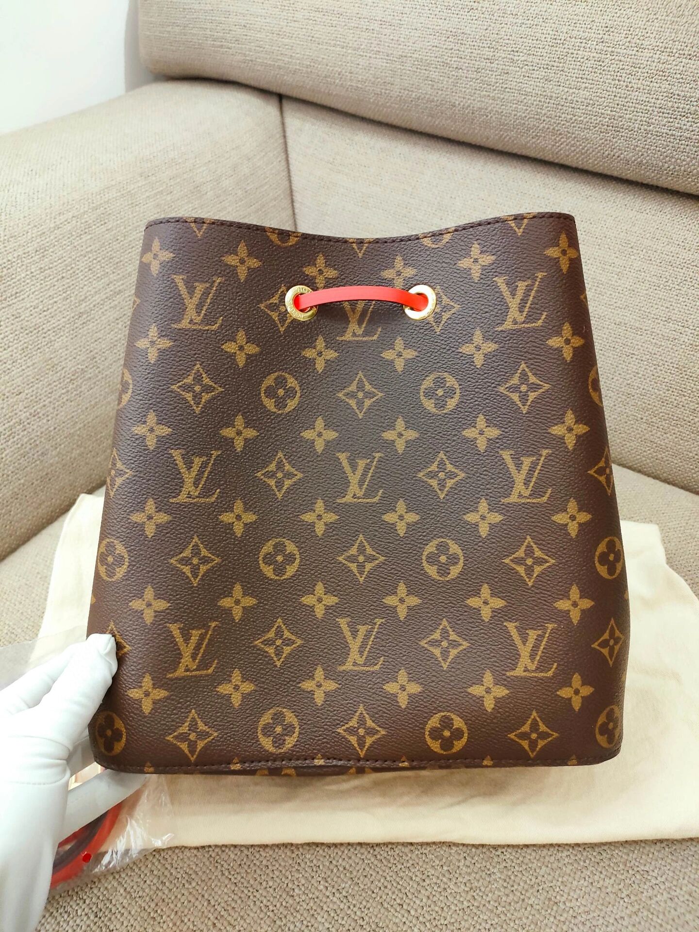 lv louis vuitton 路易威登 经典老花水桶包 lv louis vuitton 路易