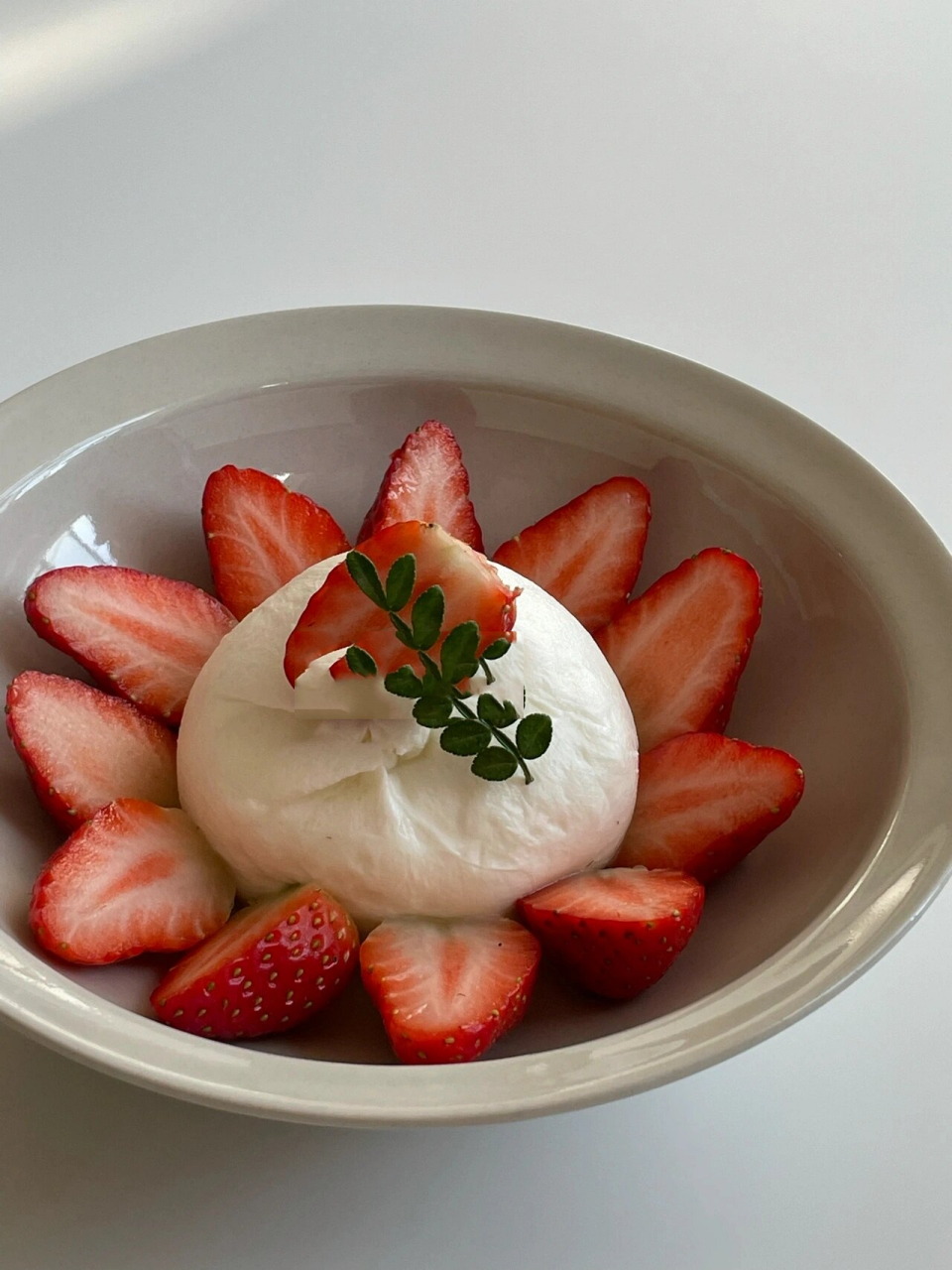 早餐brunch|布拉塔奶酪的四种吃法 今天分享布拉塔burrata奶酪的四种