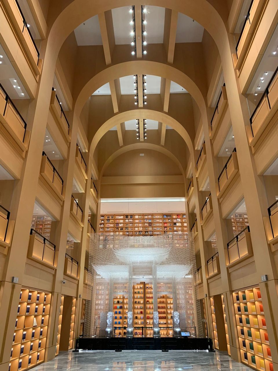 徐家汇书院 zikawei library 徐家汇书院(徐汇区图书馆新馆)位于