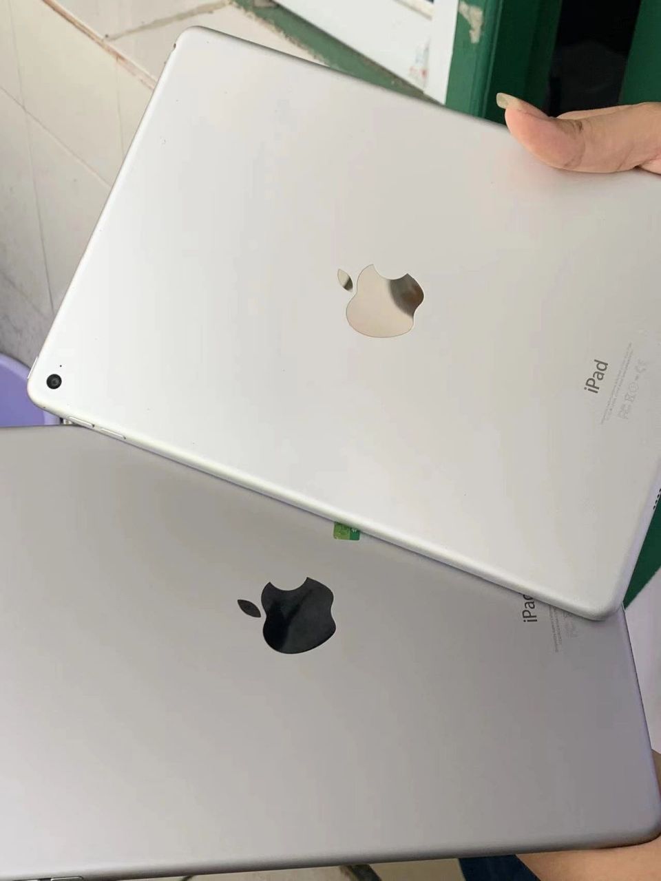 ipad air2 二手平板学生党 这款爱派刚入手  朋友推荐买的 价格在1500