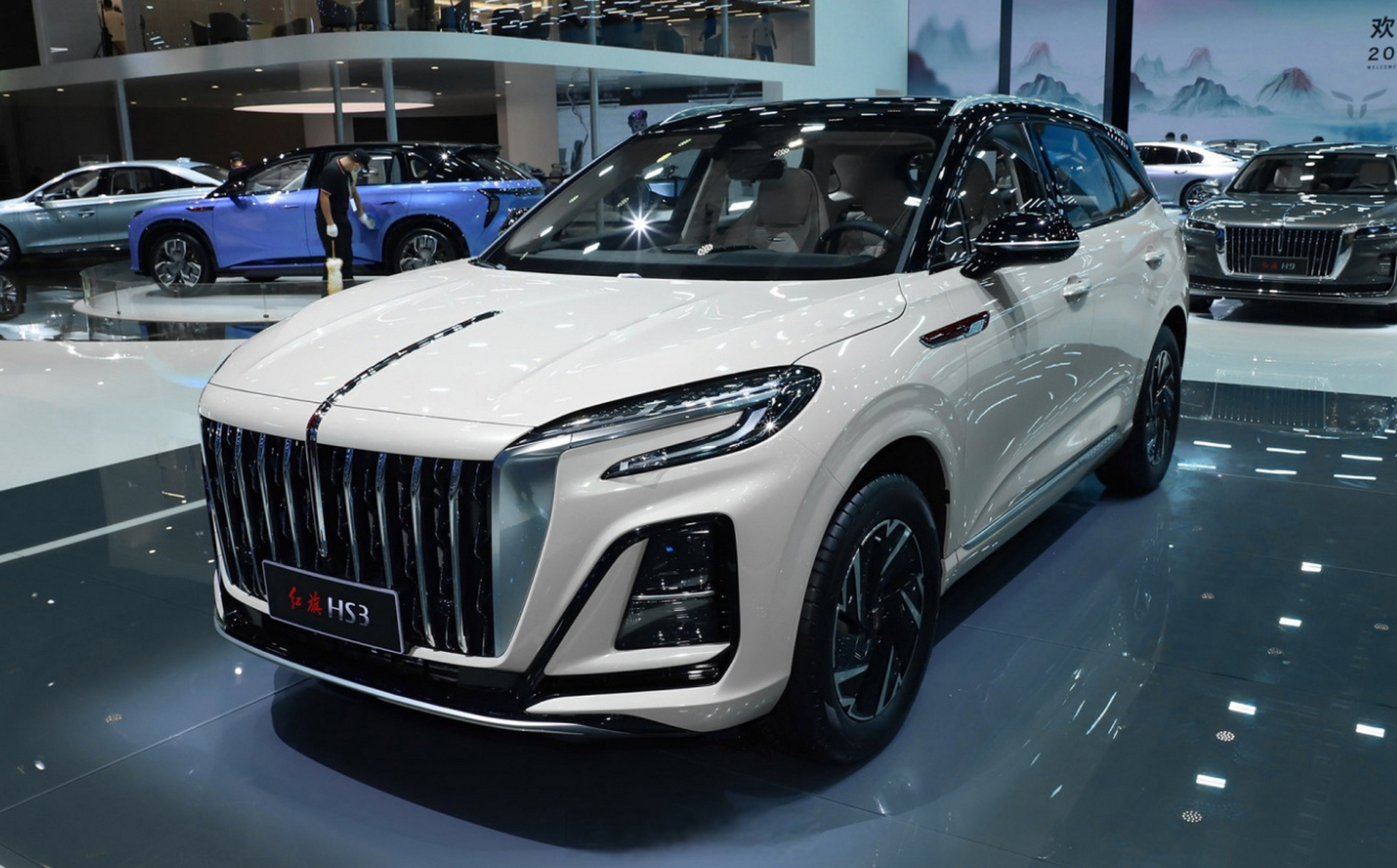 红旗hs3正式上市,售14.58-19.58万元.