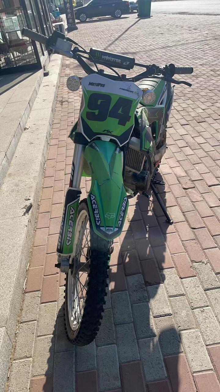 此车出售  18年水冷 新贵尊战狼  机油防冻液新换的 车没毛病 骑着