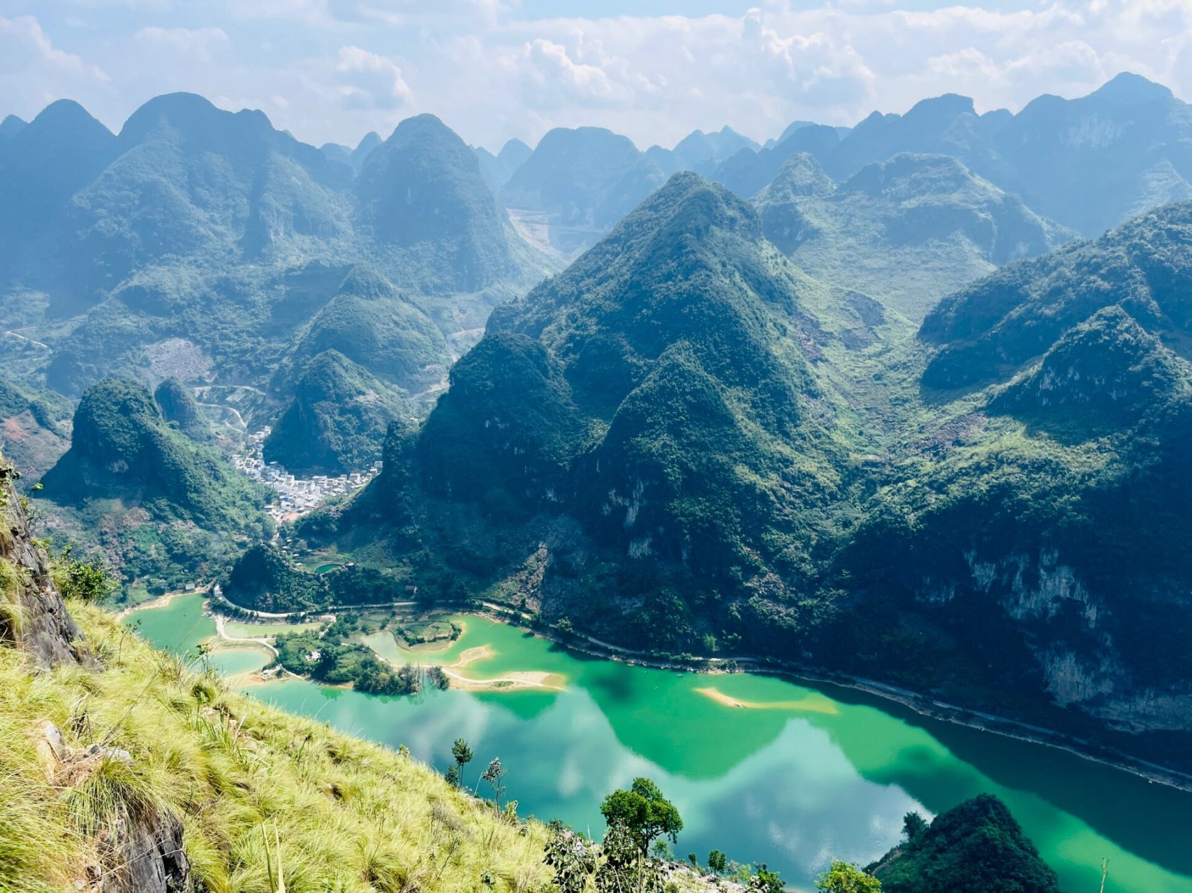 百色61凌云县61浩坤湖 美丽地 确实很出片