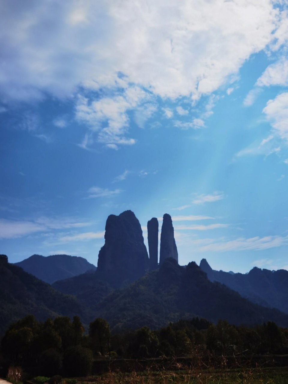 江郎山 神州丹霞第一峰,衢州江山江郎山,是江浙沪唯一的世界自然遗产
