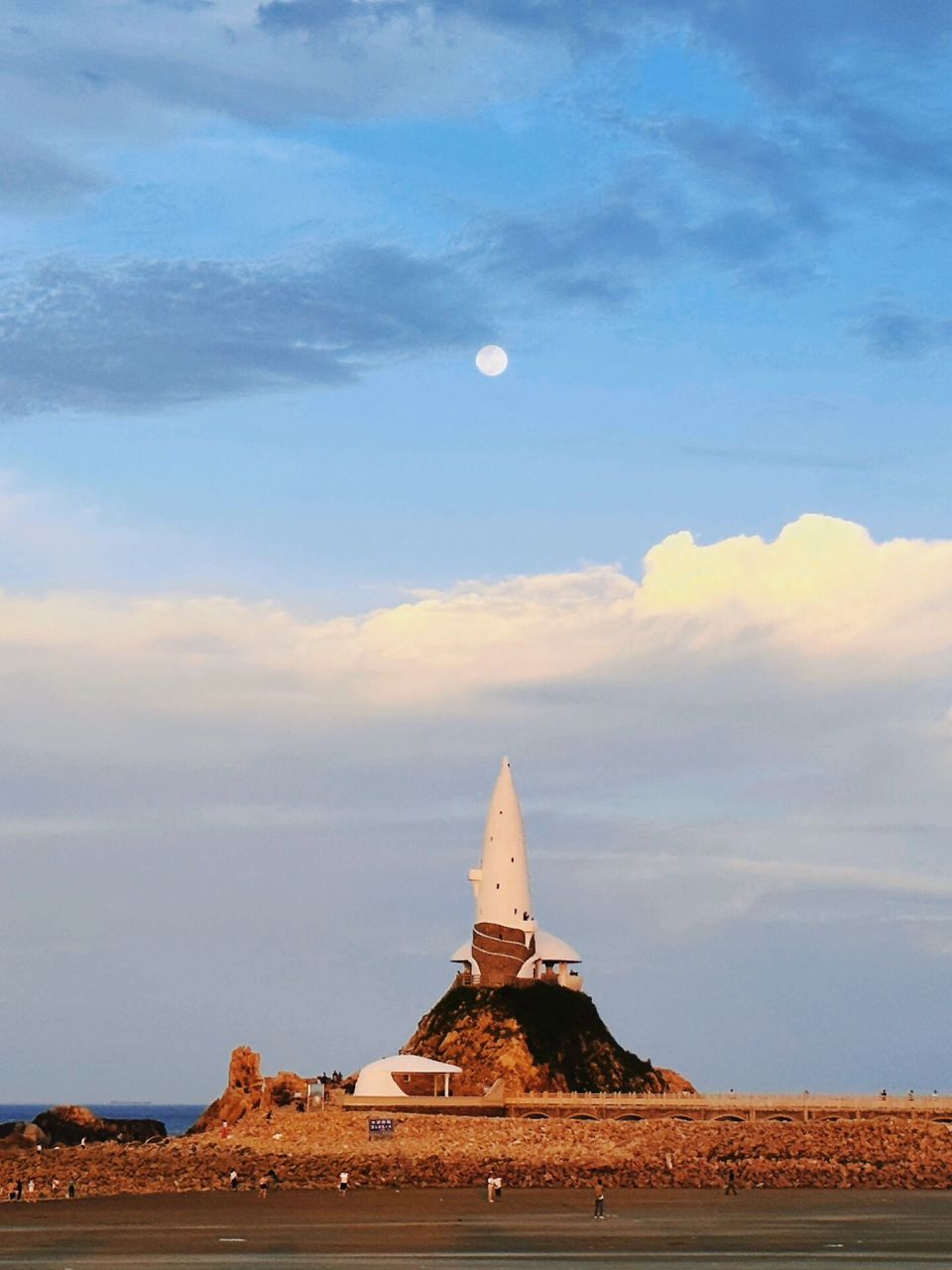 长乐下沙日落 长乐的海因为和闽江交汇导致海水颜色偏黄,物产丰富.