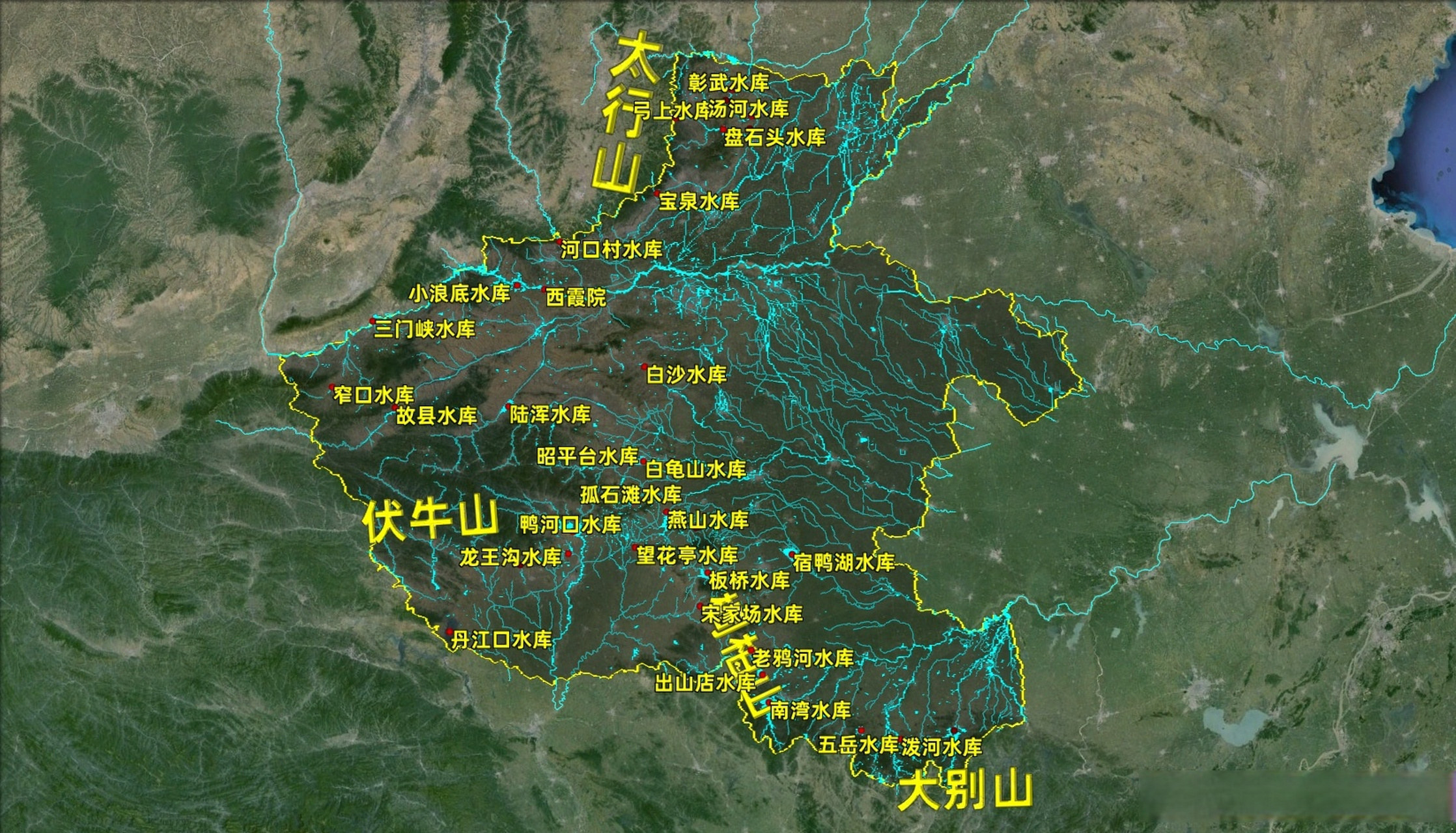 河南暴雨# 河南省地势西高东低,北,西,南三面环山(太行山,伏牛山