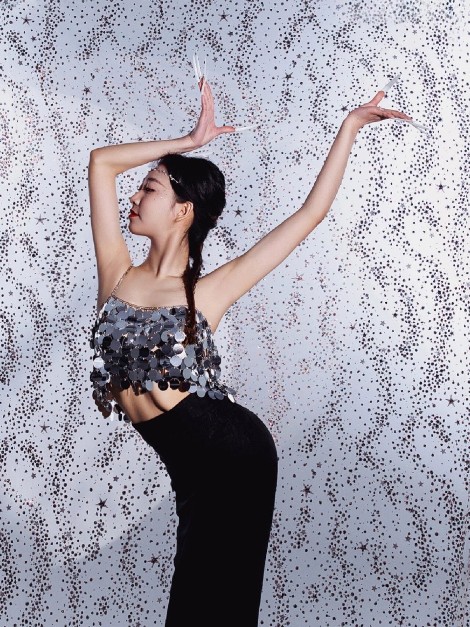 傣族舞蹈拍照姿势大合集 【舞影集新片上线】 民族民间舞——傣族舞蹈