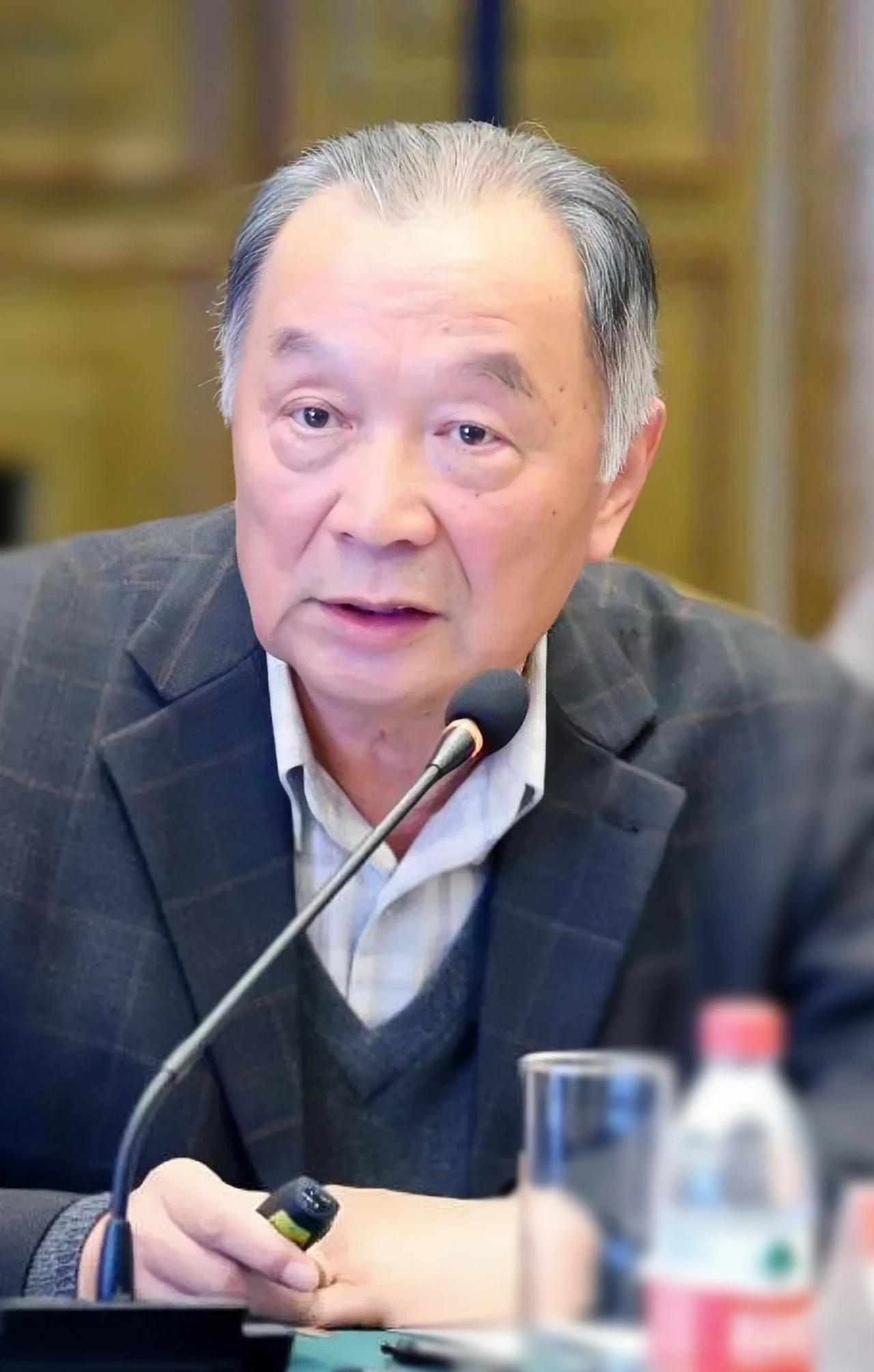 后来,温铁军在一次演讲中提到此事,说: