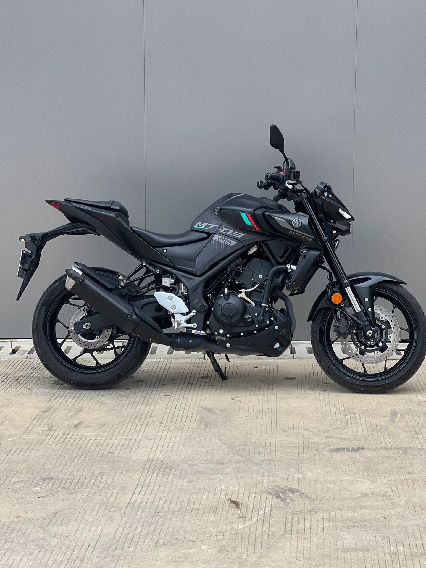 22年雅马哈mt03 雅马哈mt03 里程:3300km 时间:2022年11月上牌 价格