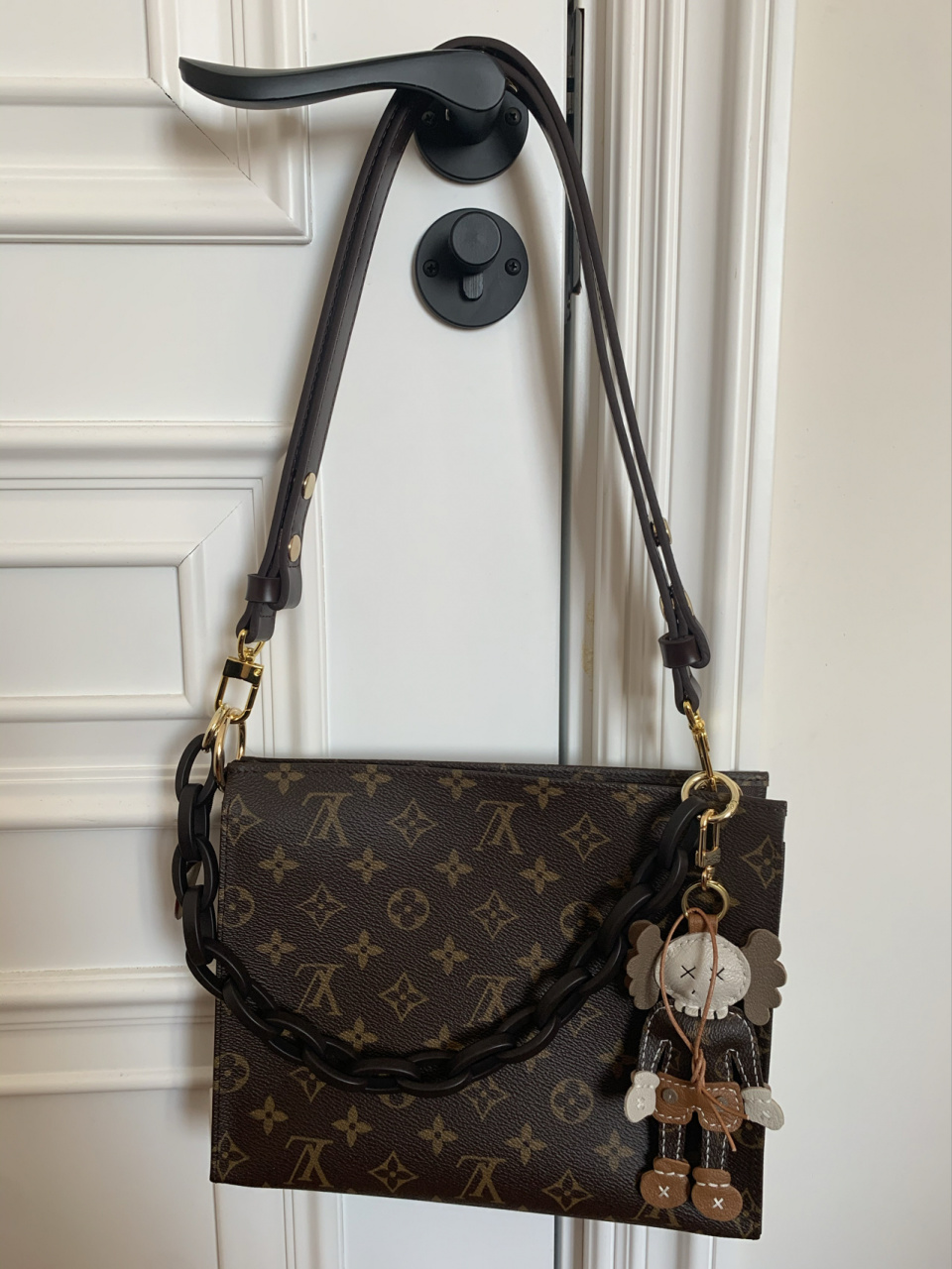 lv26号洗漱包改包详细教程和测评 逛看到改包超级火 官网搜了有货就