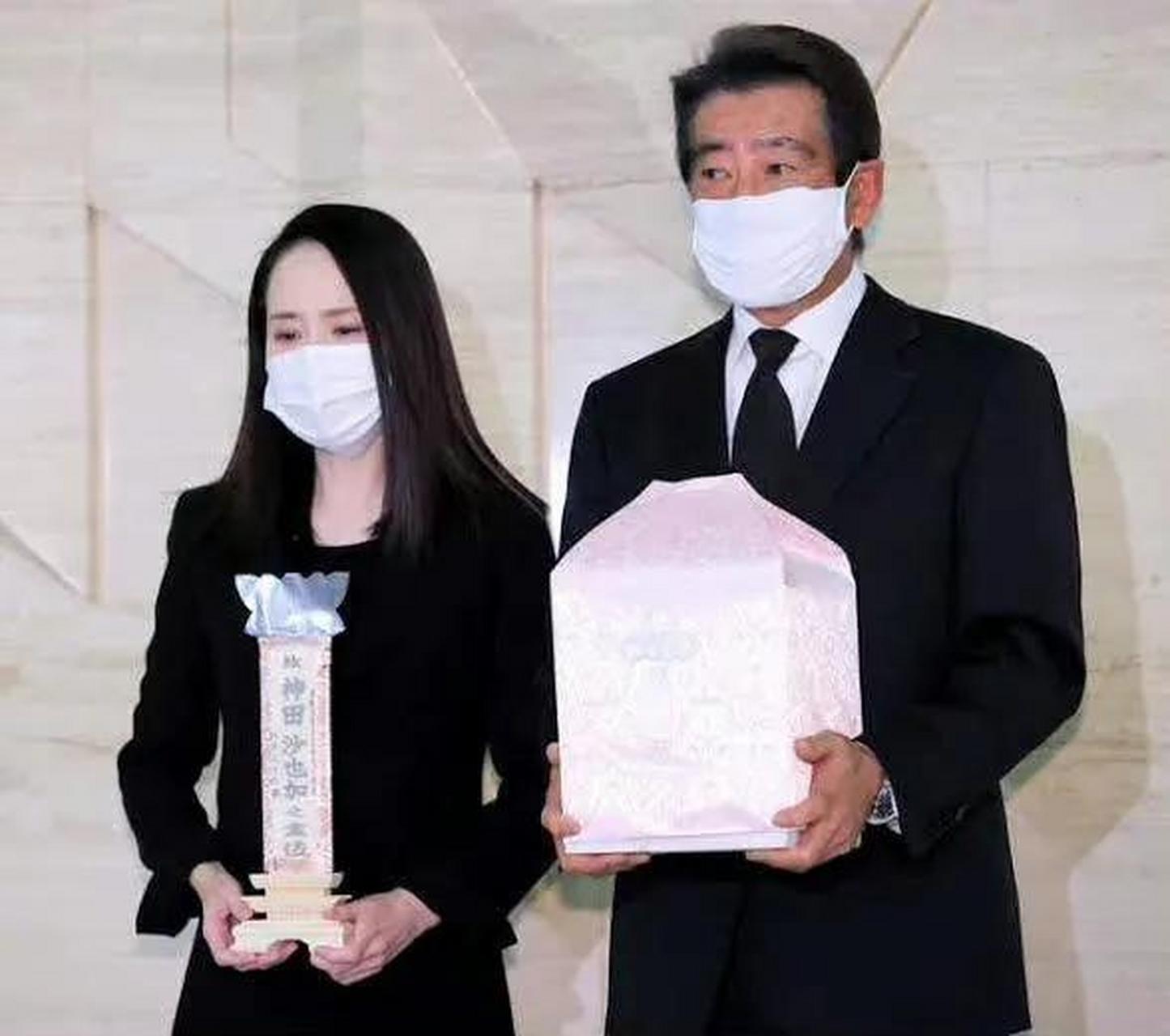 因女儿去世,日本娱乐圈大佬神田正辉宣布解散个人事务所,永久退出演艺