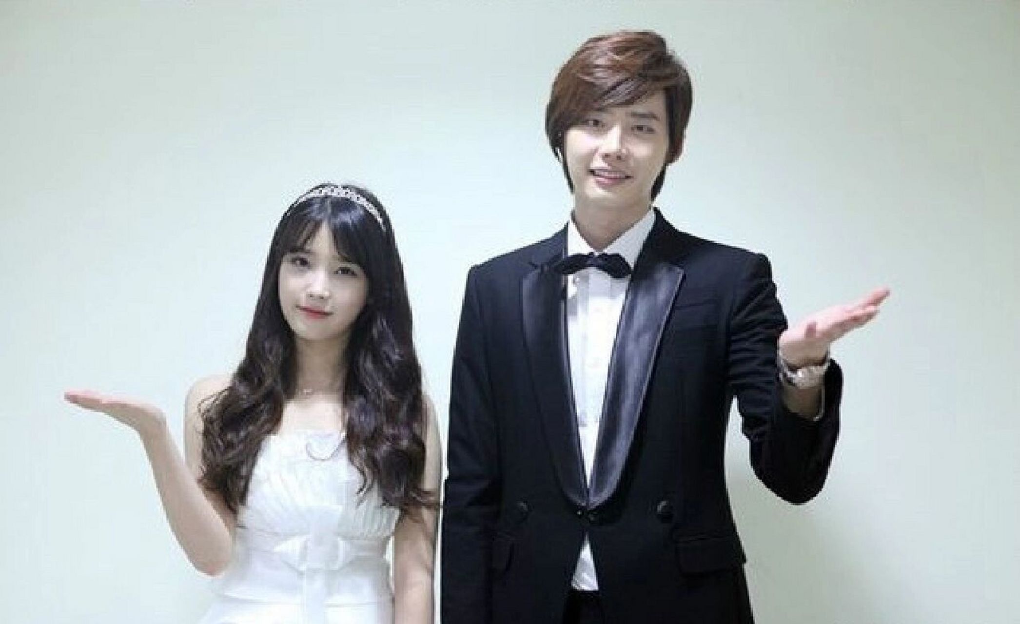 考古李钟硕iu之前主持节目同框图片合集 #李钟硕iu恋情# #d社曝光李钟