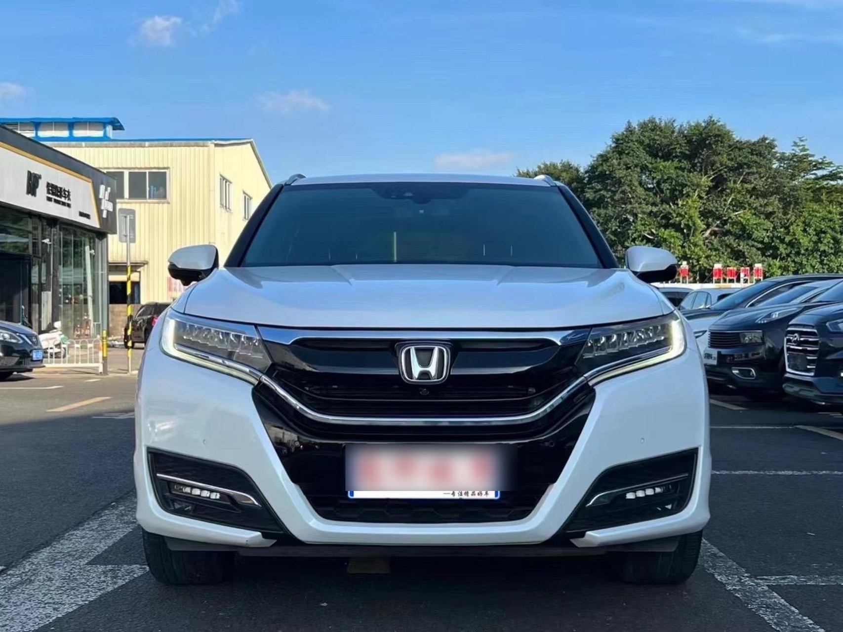 18年上牌本田urv370四驱尊耀版 指导价32.