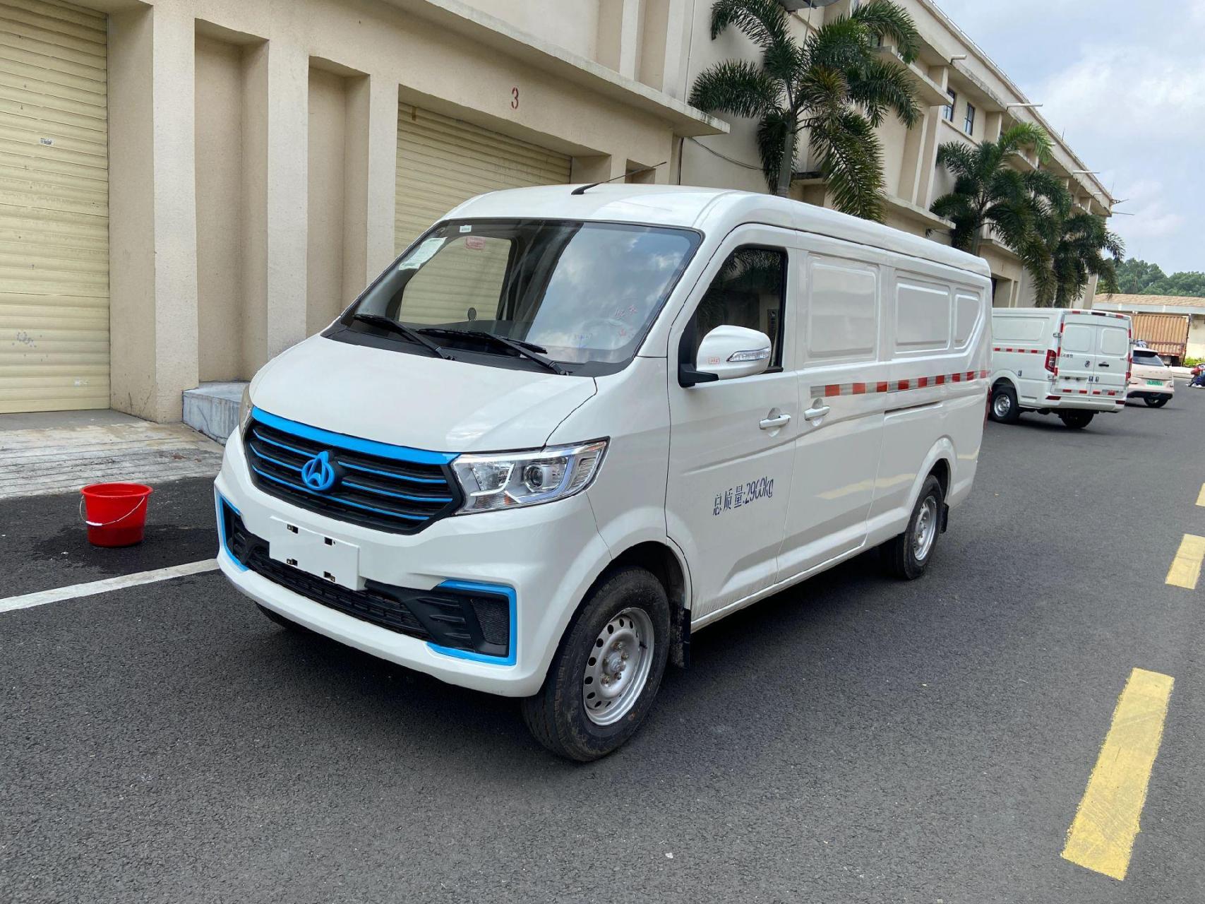 长安跨越v7ev 省政府补贴9000元,不要白不要 高颜值!