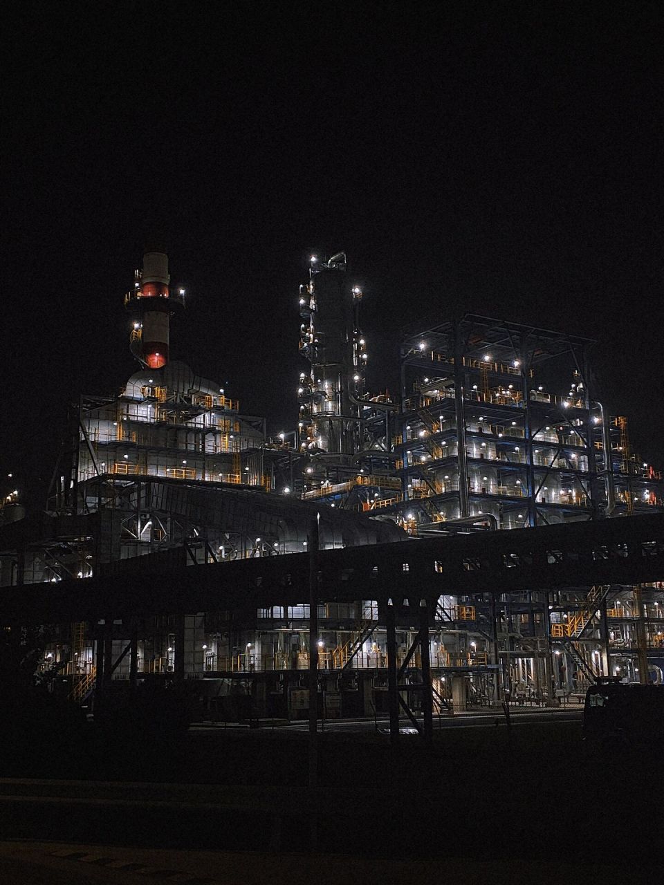 宁波镇海炼化|超强视觉冲击力的"现代都市" 甬舟高速上都会看到的夜景