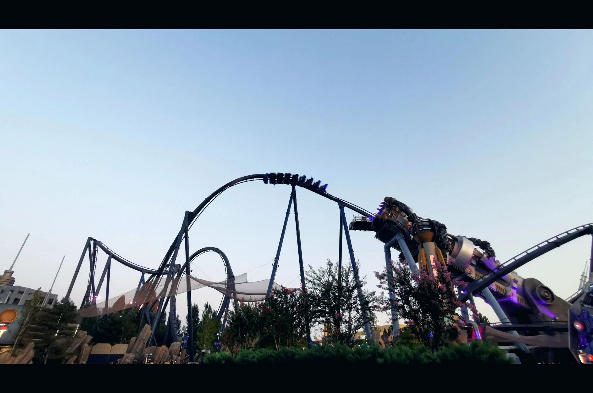 北京环球影城霸天虎过山车乘坐攻略 霸天虎过山车是北京环球影城最