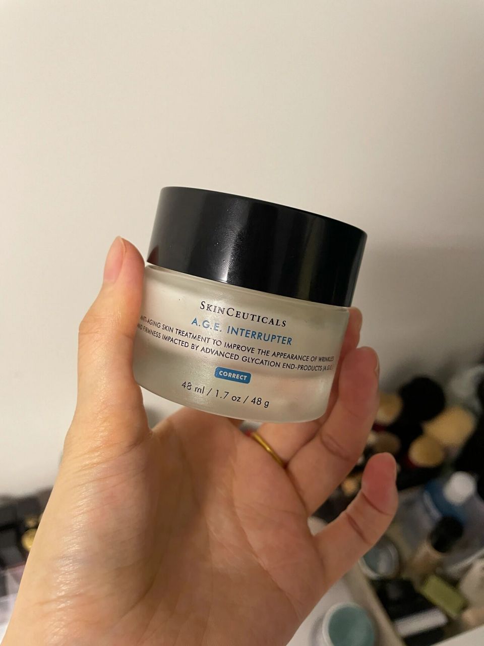 修丽可age面霜 干皮的使用感受 修丽可的产品一直备受好评,包括大名