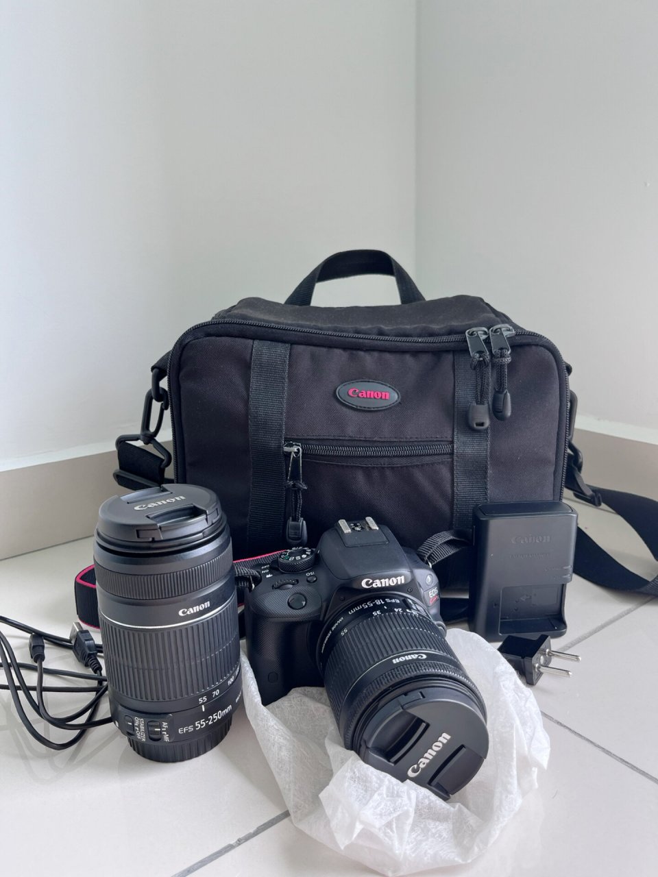 已售canon eos kiss x7 (黑色) 只卖给认真购买的有心人士哦～ 出售