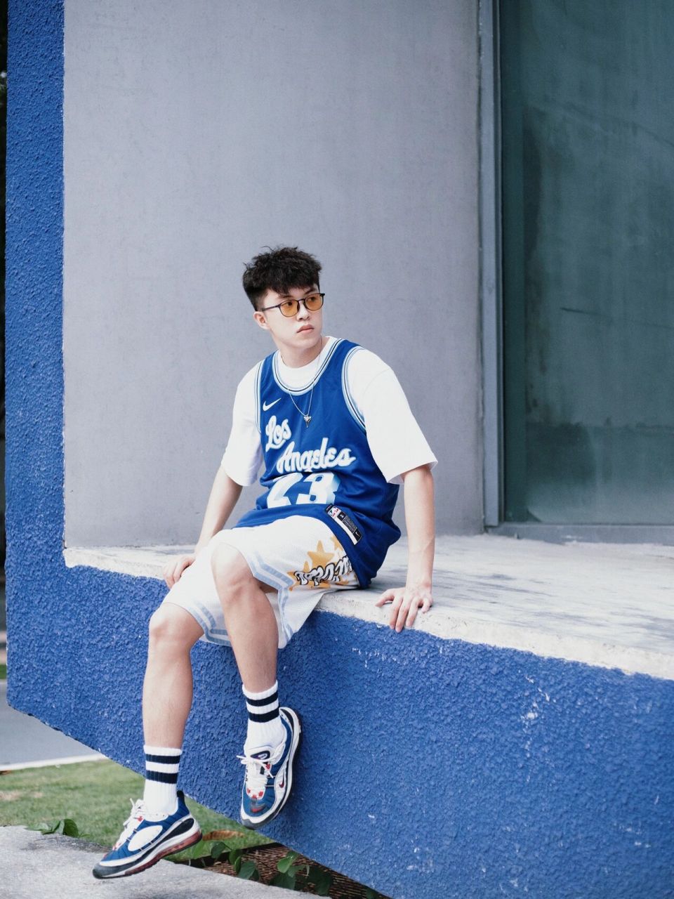 夏日燥起来 湖人队复古城市版球衣穿搭97 97湖人队一直以来都是我