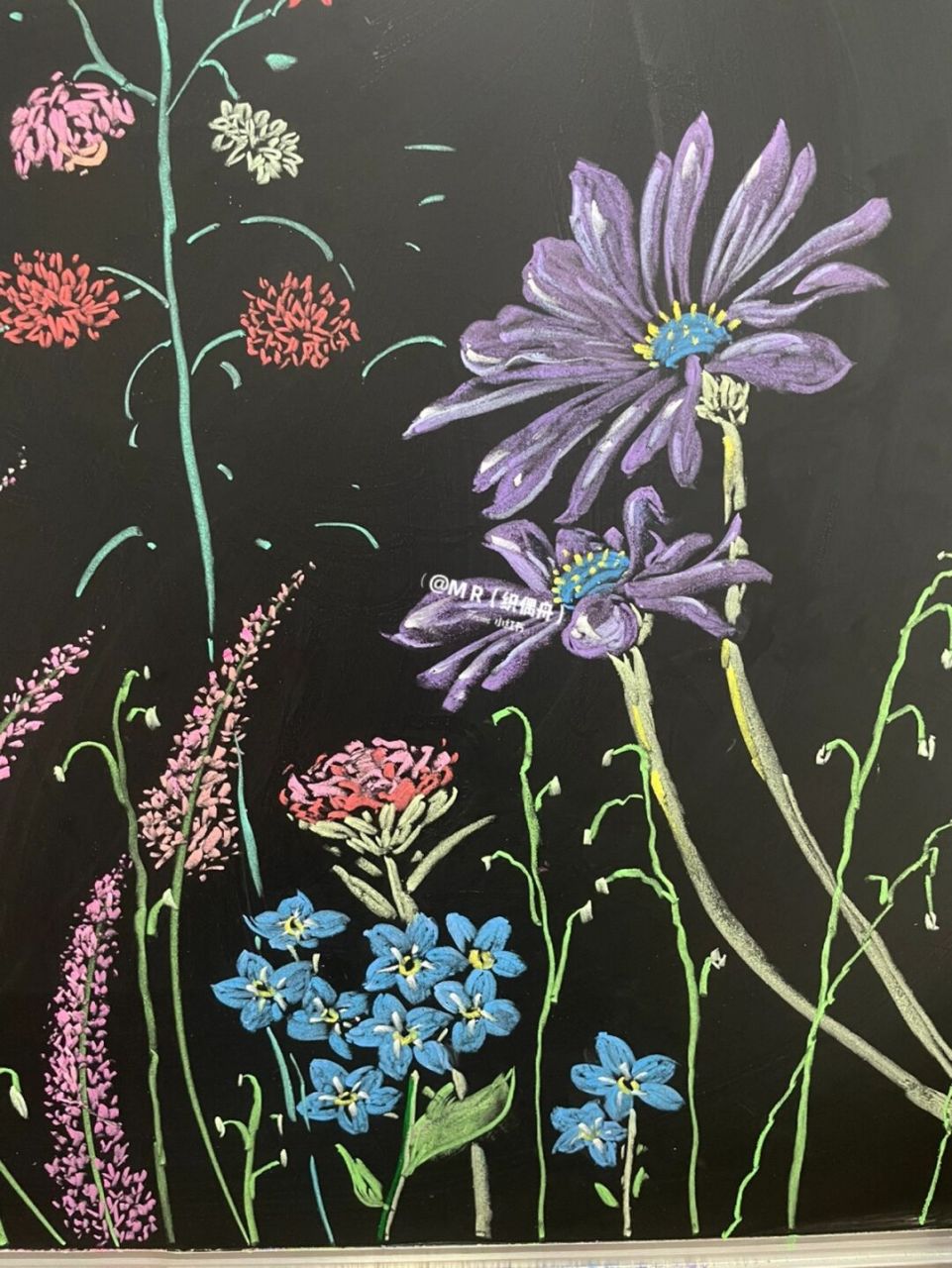 粉笔画 花 #把春天搬进家# #春日漫游计划# #黑板报素材# #粉笔画