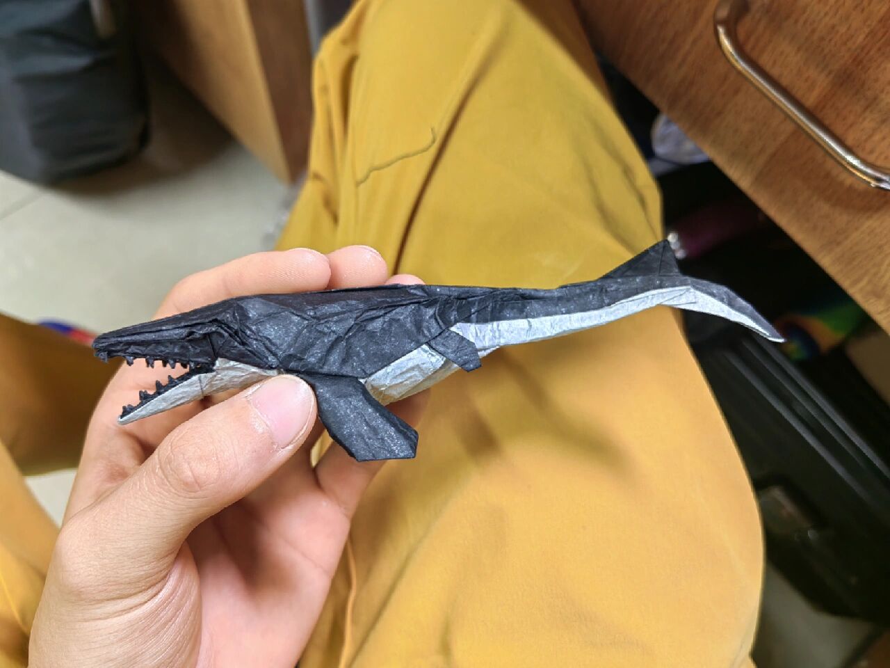 帅气的折纸小沧龙一只吖