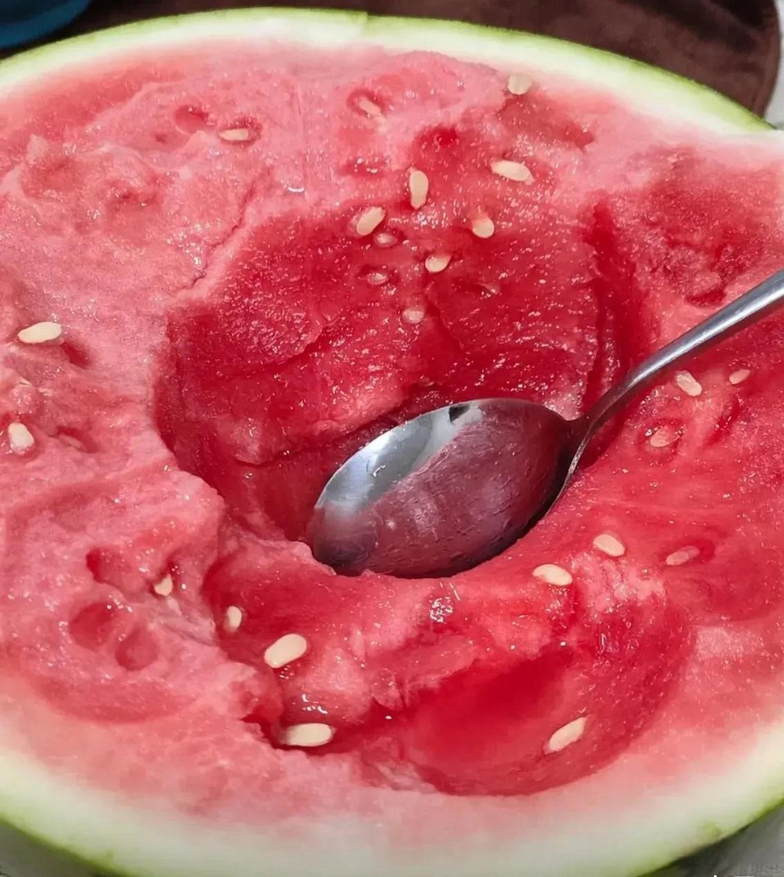 无籽麒麟瓜0.99元一斤,1块都不到!好吃水分多更甜更新鲜.