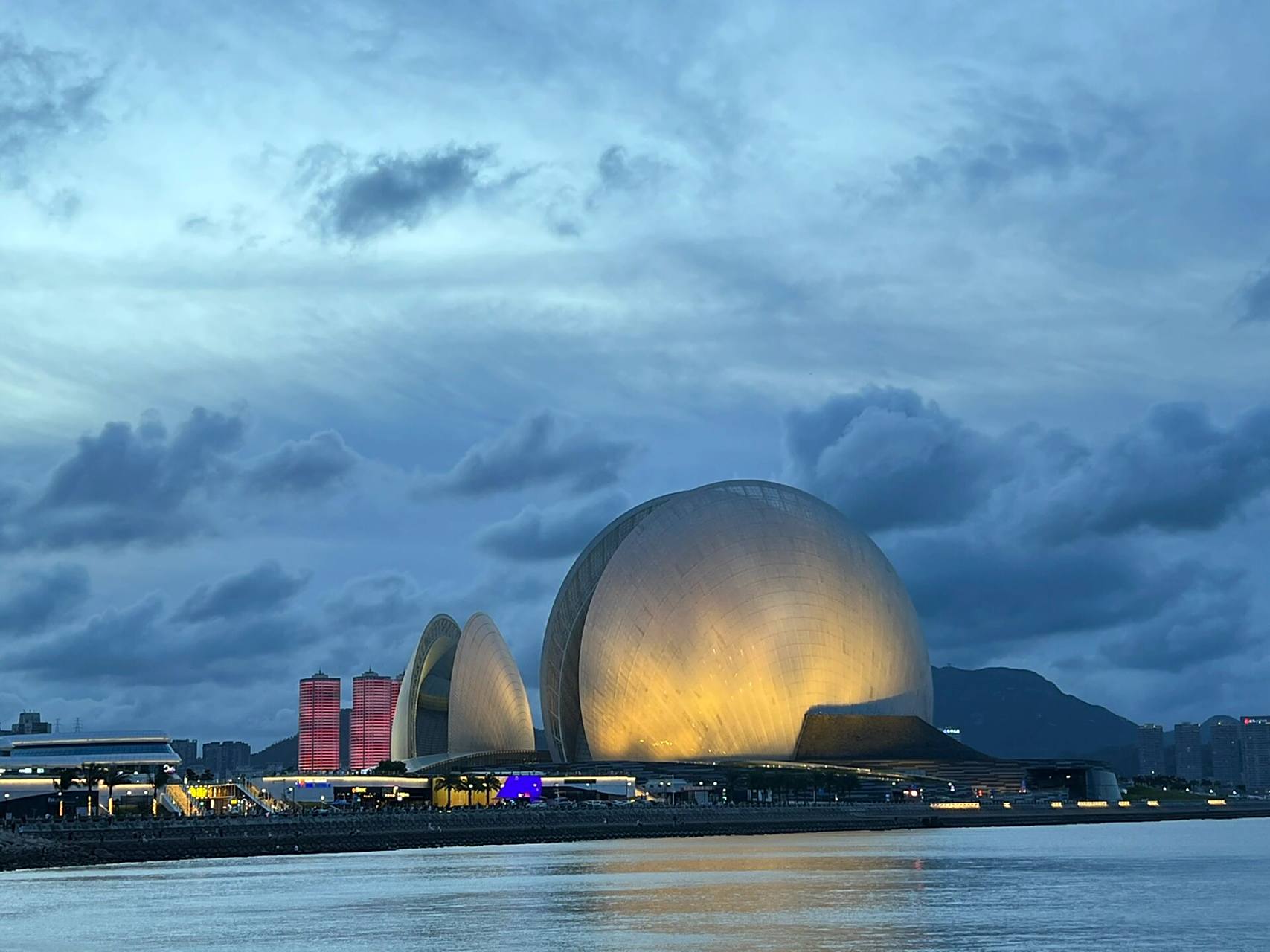 珠海 日月贝 日月贝 照片是去年端午节拍的 	 13pm原图直出 .