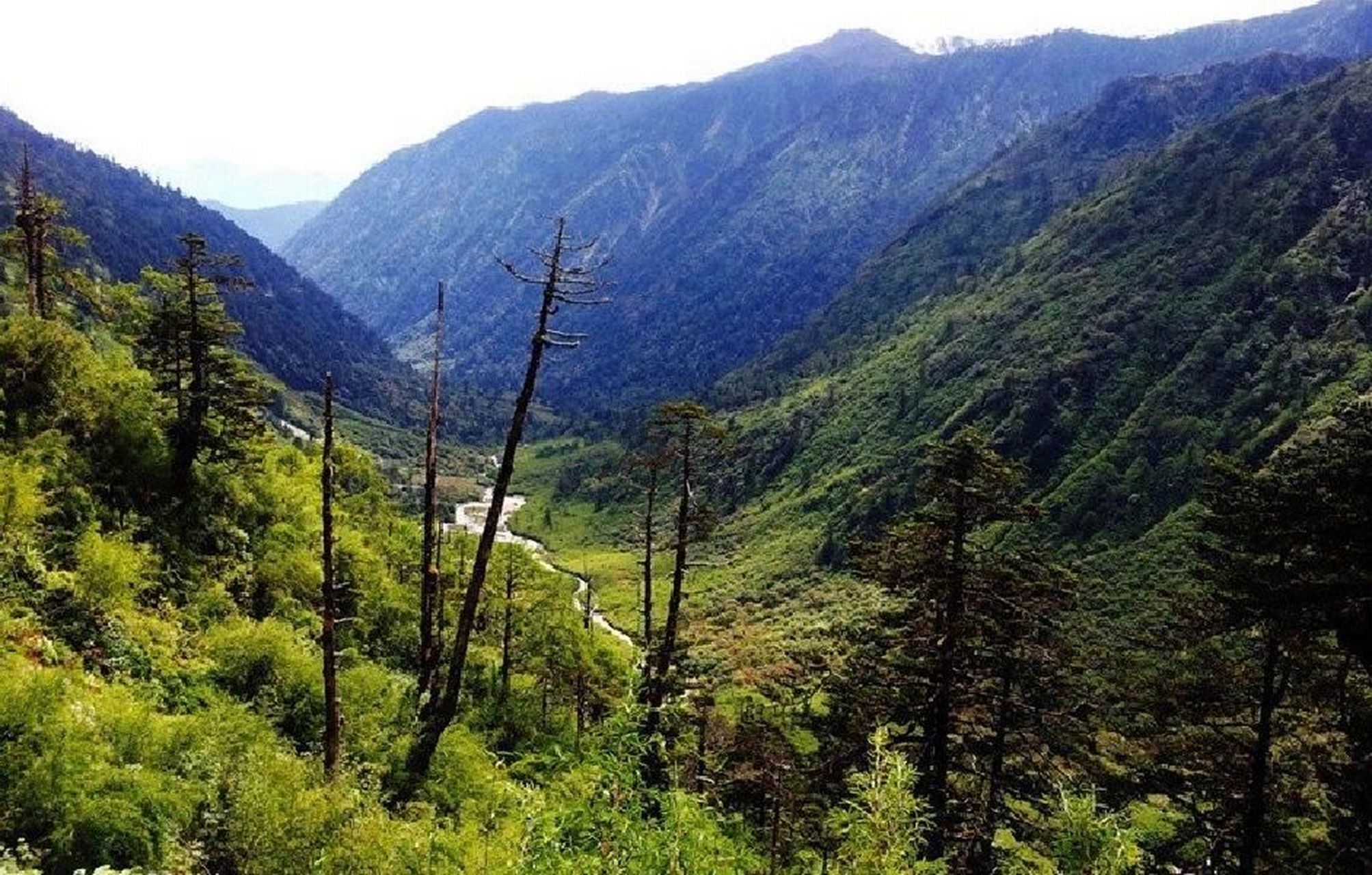 鲜为人知的西南地区秘境峡谷--独龙江 独龙江位于中国和缅甸,云南和