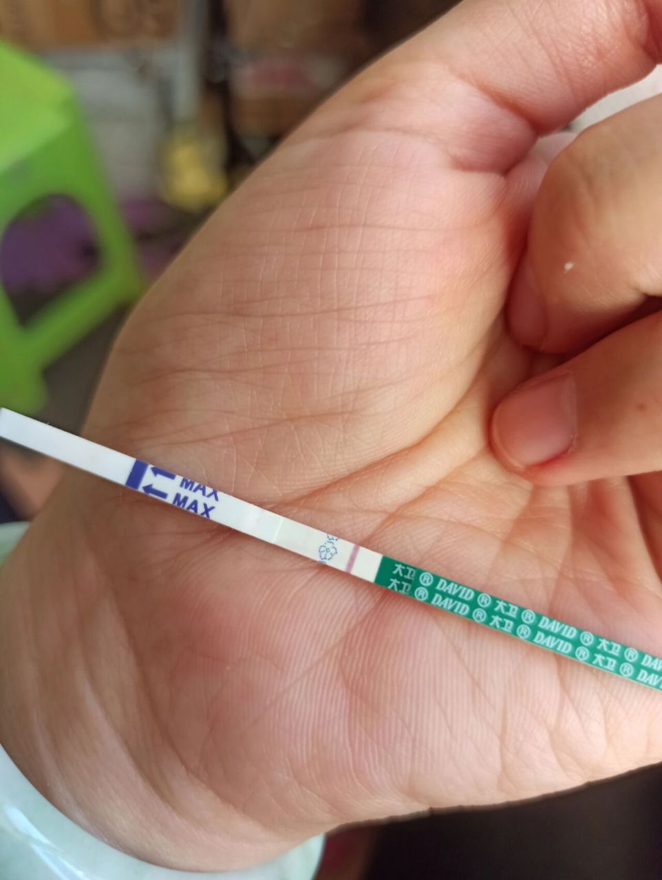 11月4号排卵 高冷大卫早早孕有灰印了 排卵第7天  昨天晚上肚子不舒服