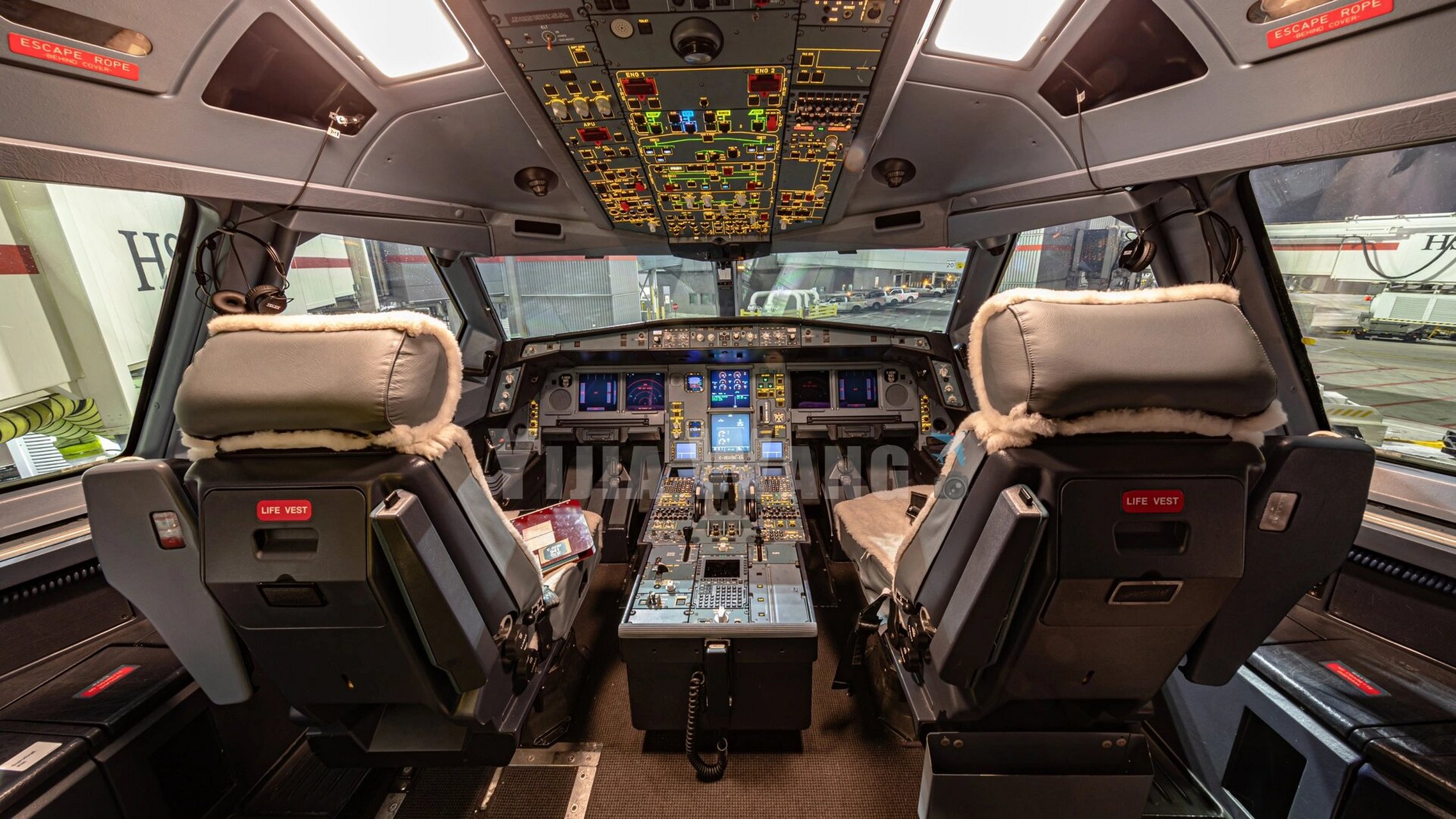 空客319驾驶舱图片